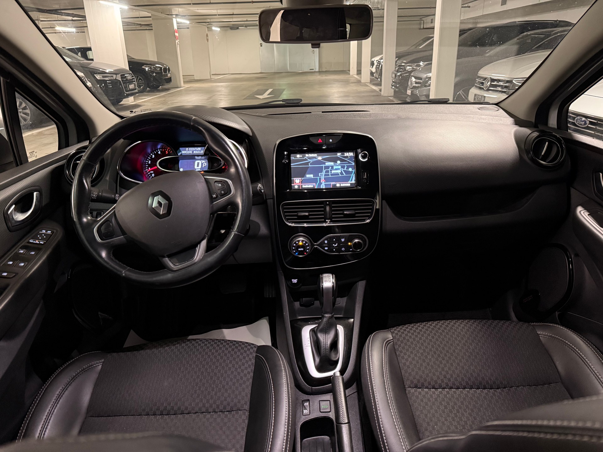 RENAULT Clio Grandtour 1.5 dCi Intens EDC-image-6