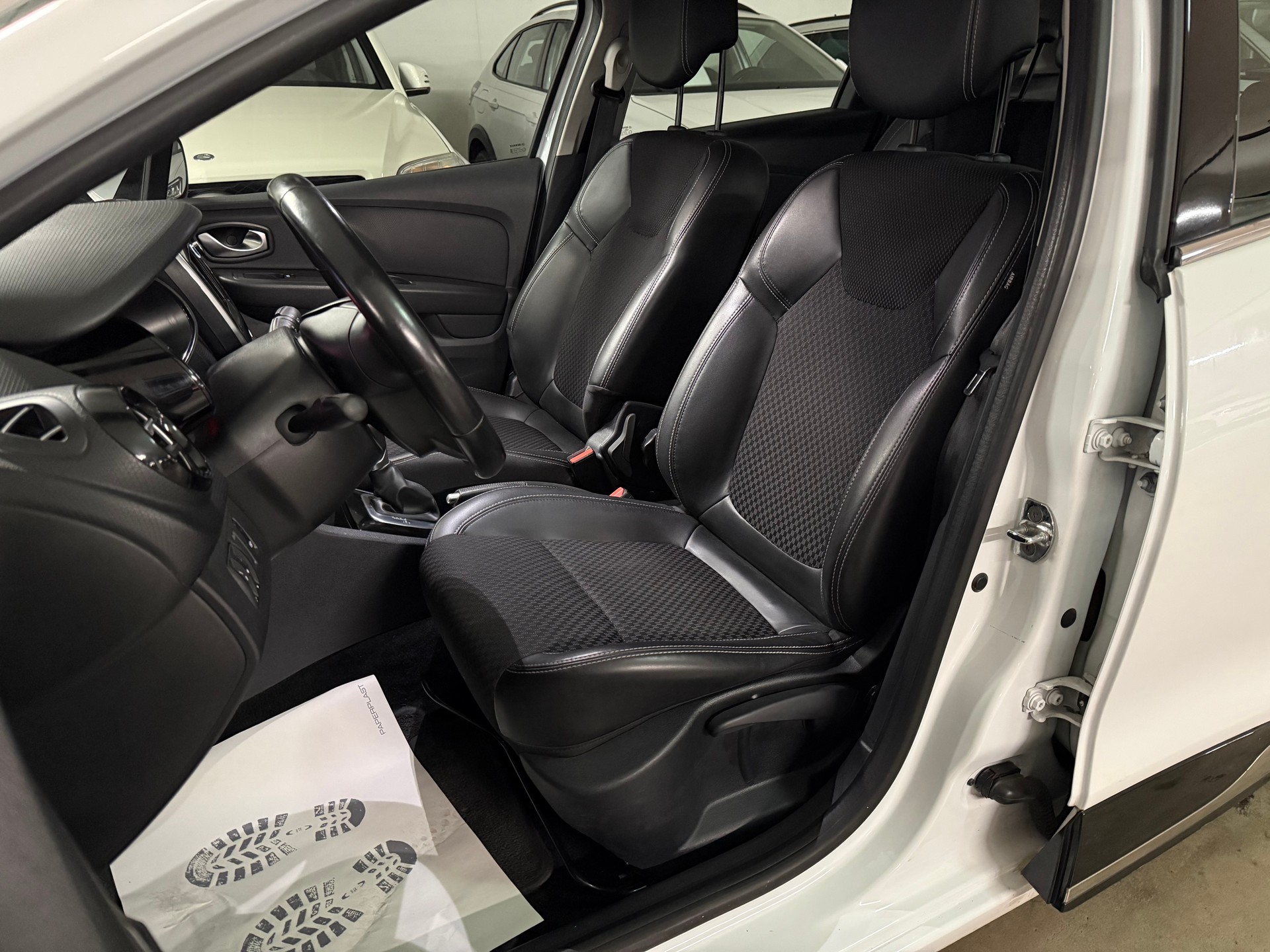 RENAULT Clio Grandtour 1.5 dCi Intens EDC-image-7