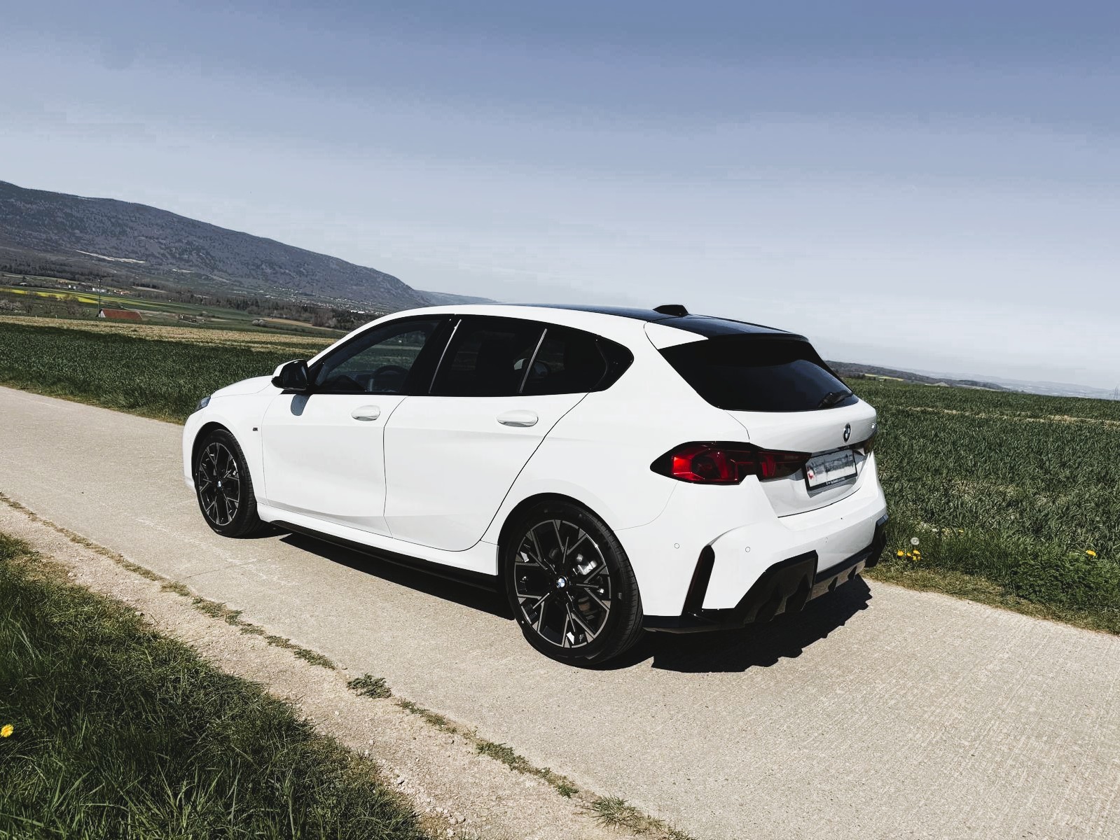 BMW 120 M Sport Steptronic-image-5