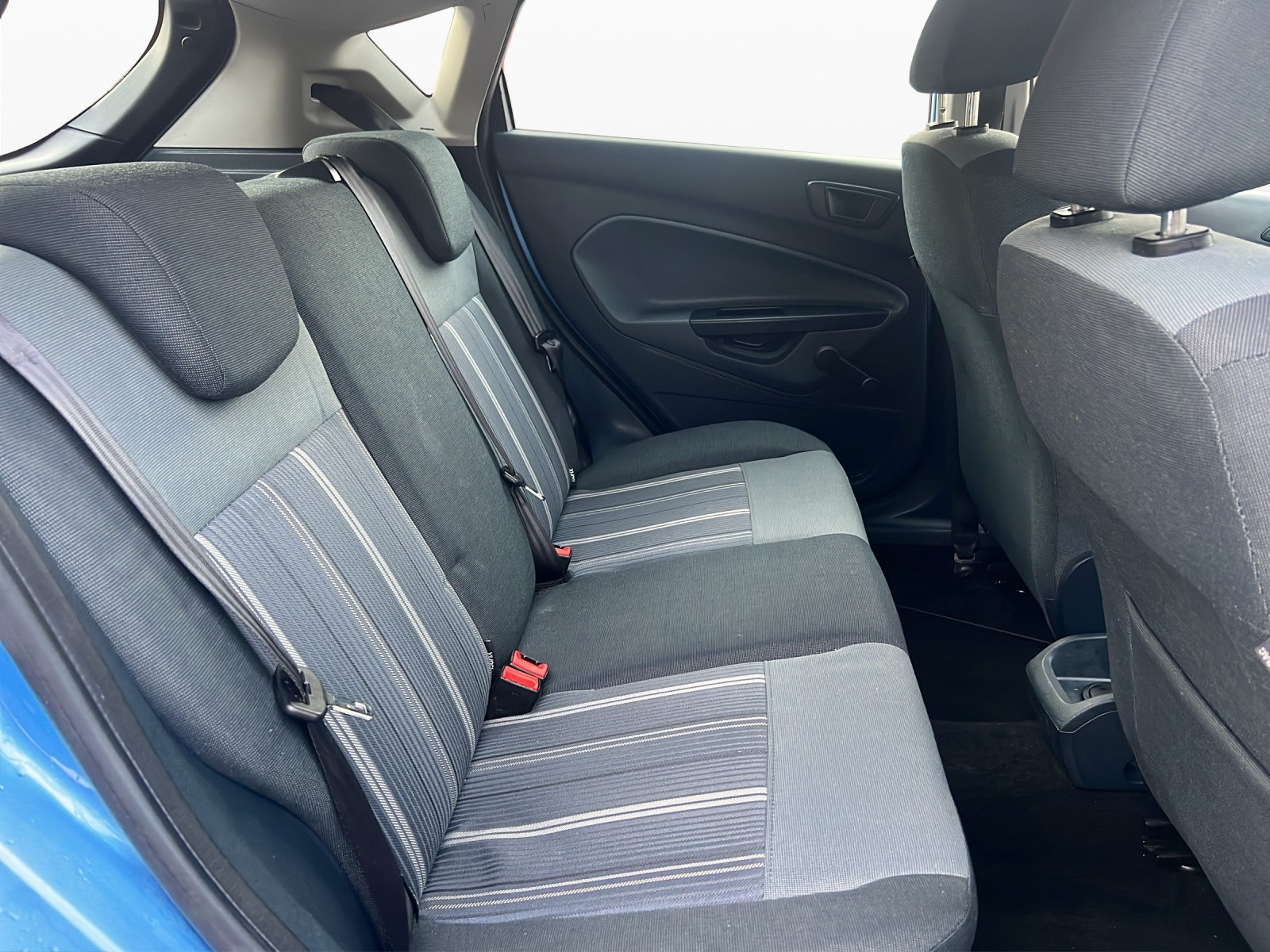 FORD Fiesta 1.25 16V Ambiente-image-18