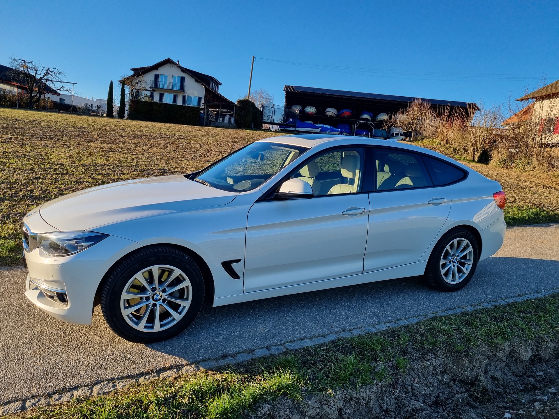 BMW 335d GT xDrive Luxury Line Steptronic-image-1