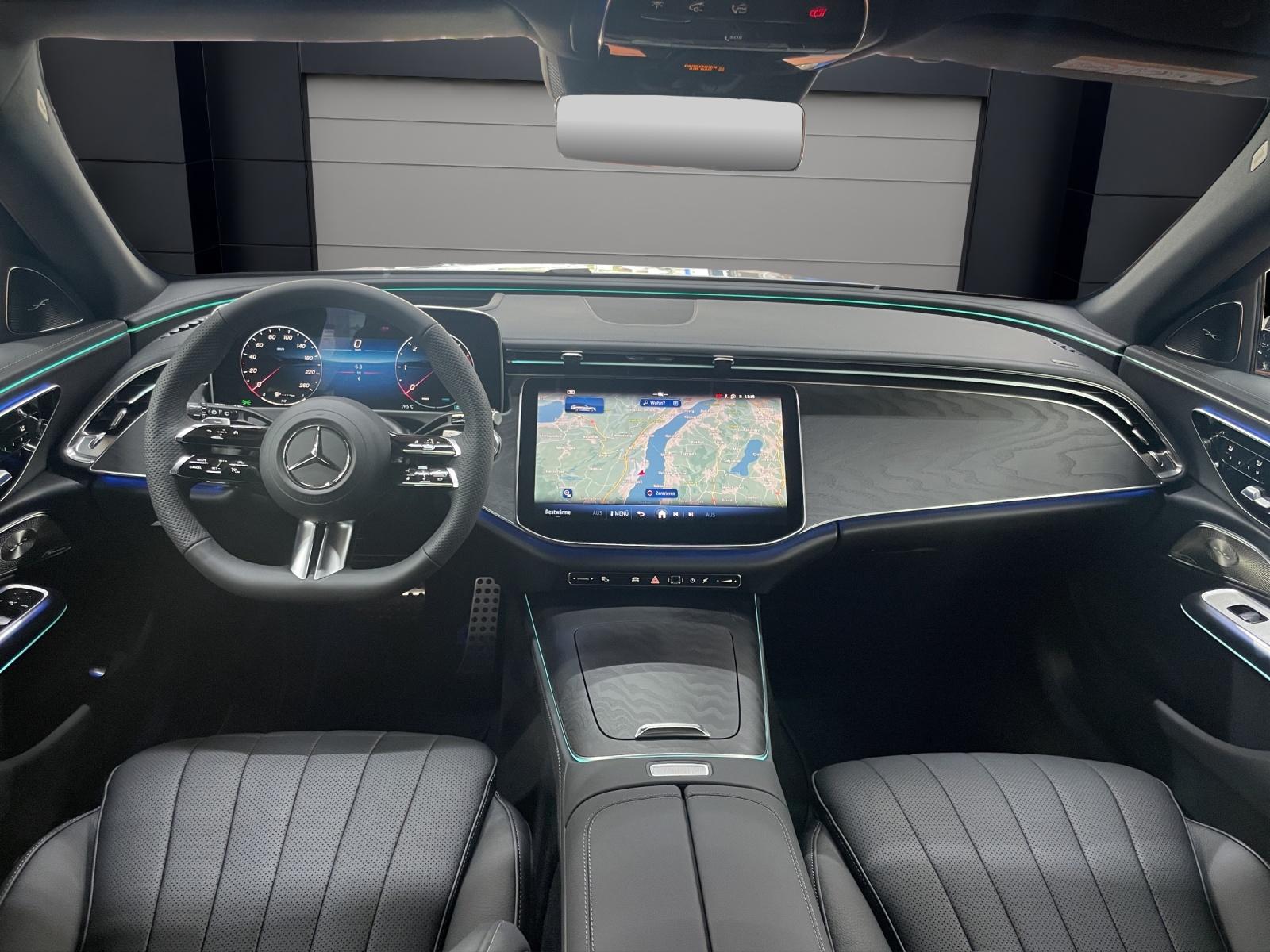 MERCEDES-BENZ E 220 d 4MATIC T-Modell AMG Line-image-4