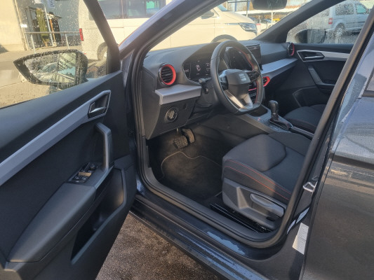 SEAT Ibiza 1.0 EcoTSI FR DSG-image-8
