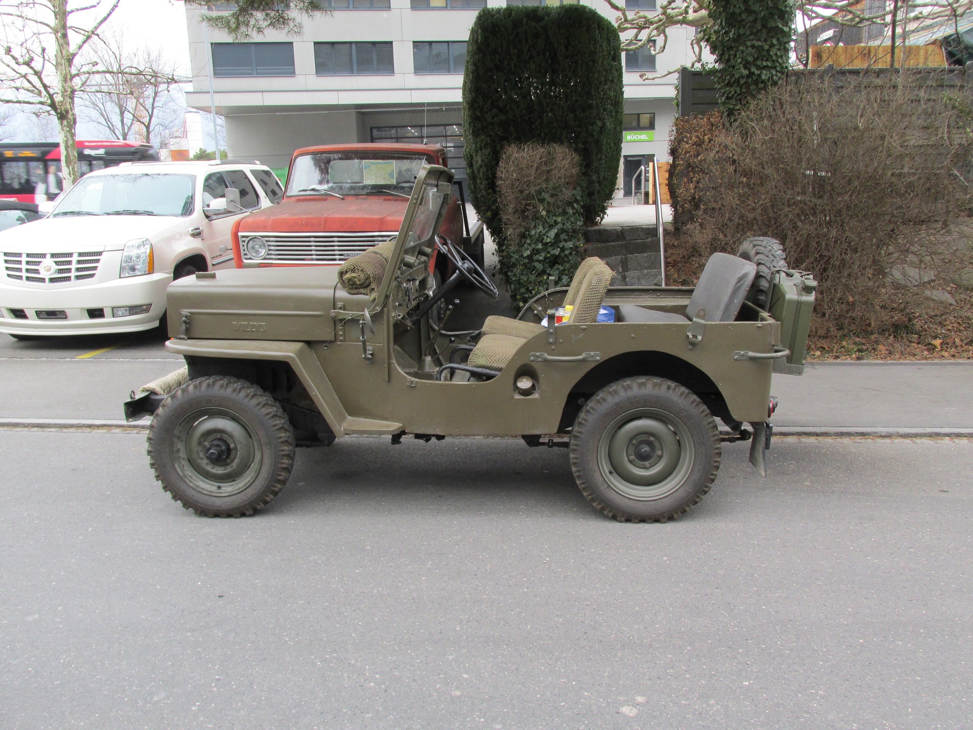 WILLYS CJ 3B CH Armee Universal Jeep-image-1