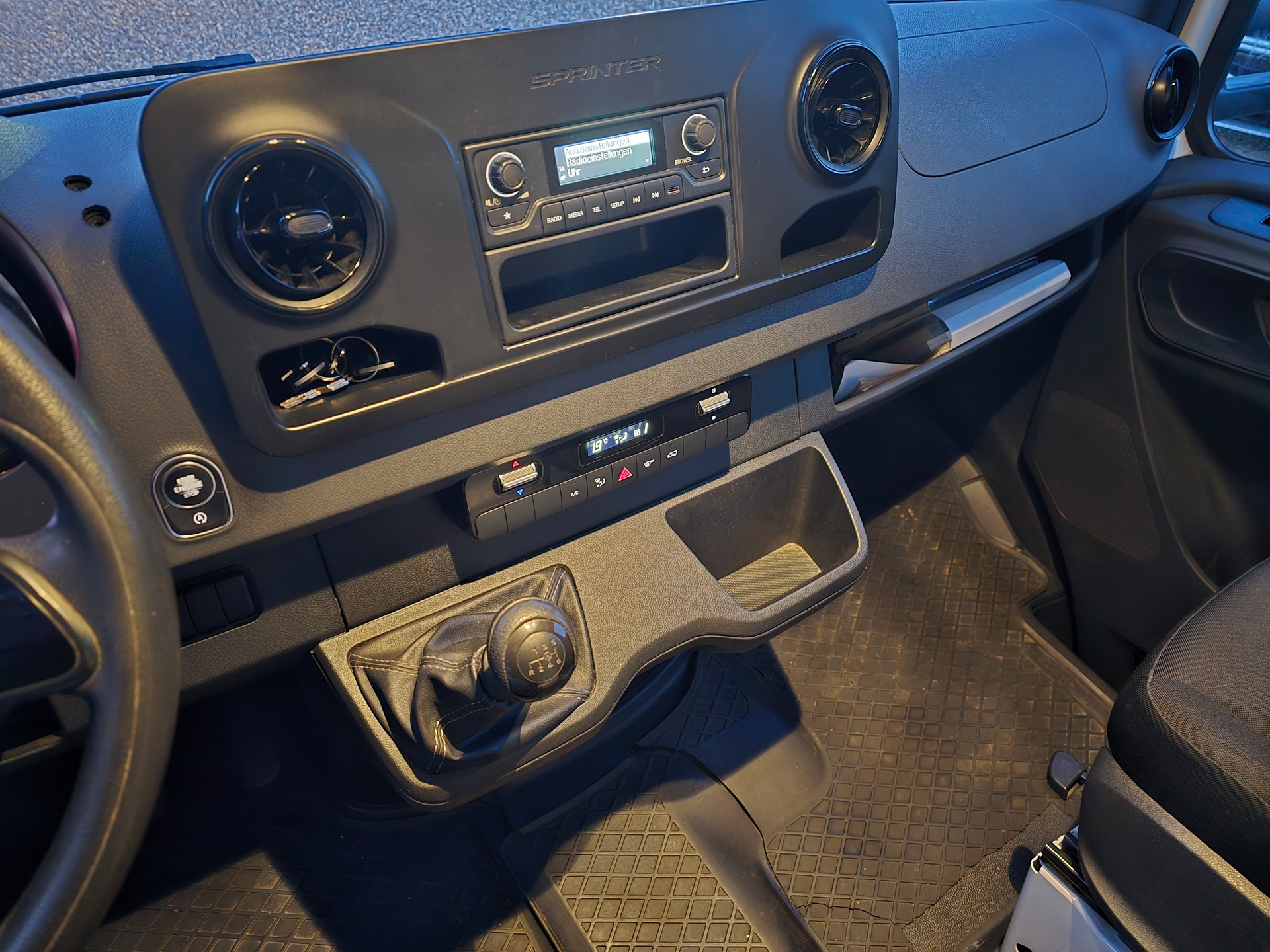 MERCEDES-BENZ Sprinter 316 CDI Lang-image-11