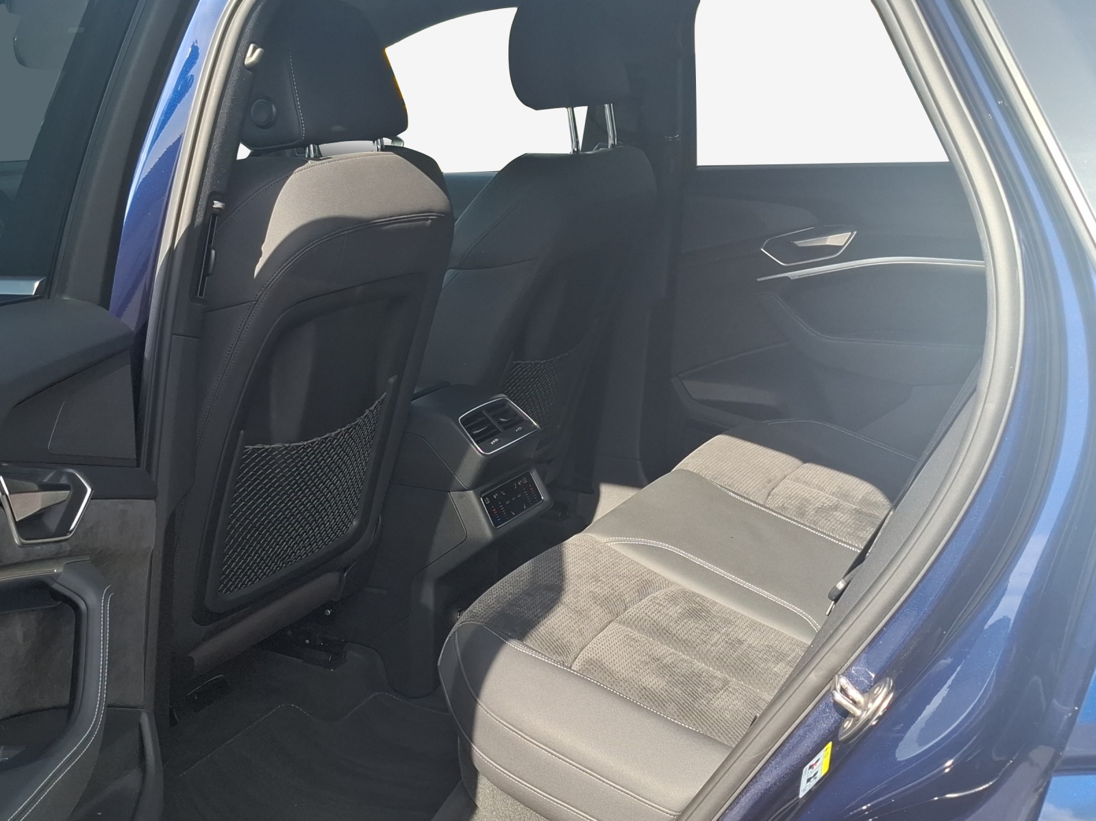 AUDI e-tron S quattro-image-12