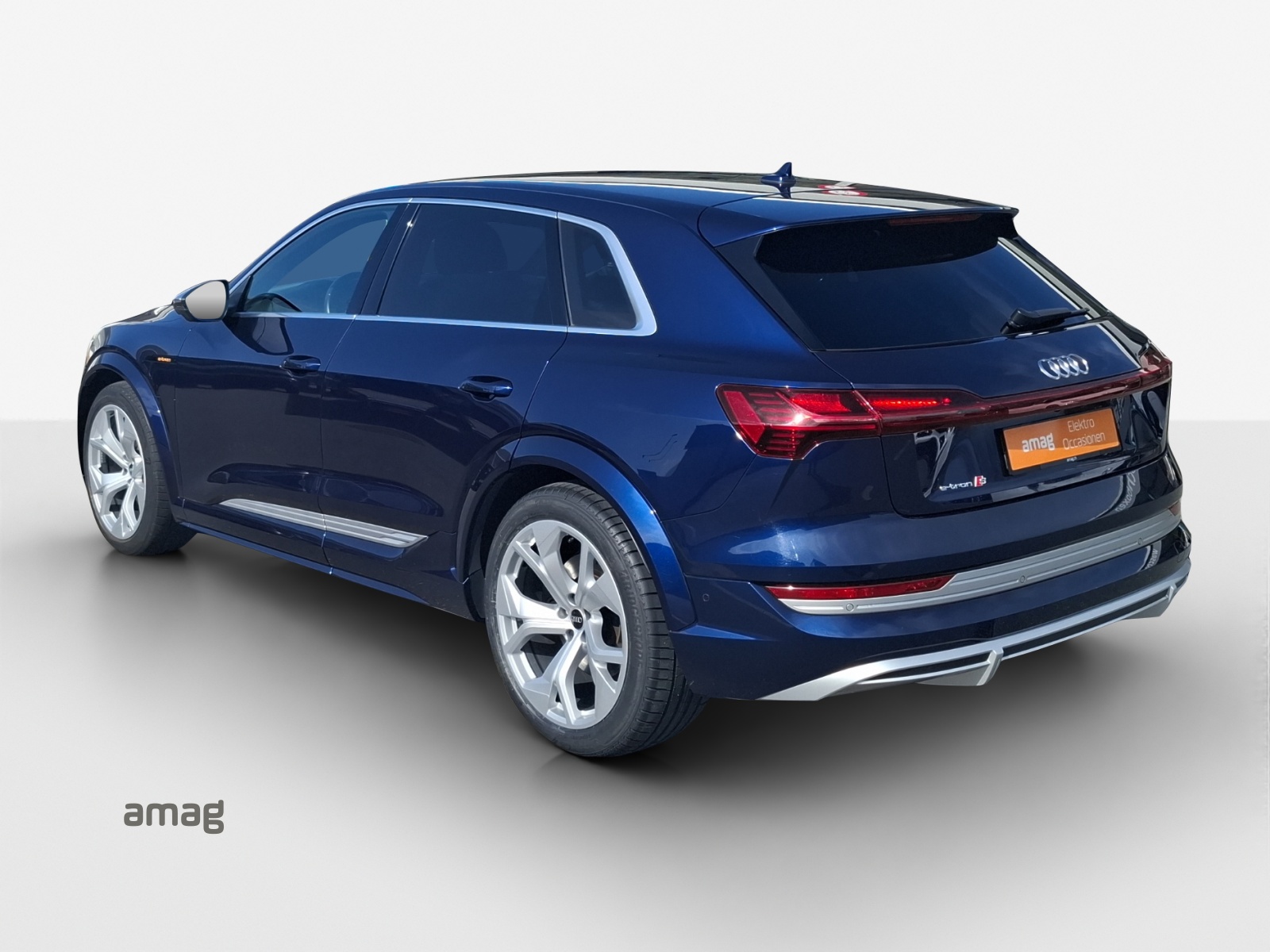 AUDI e-tron S quattro-image-2