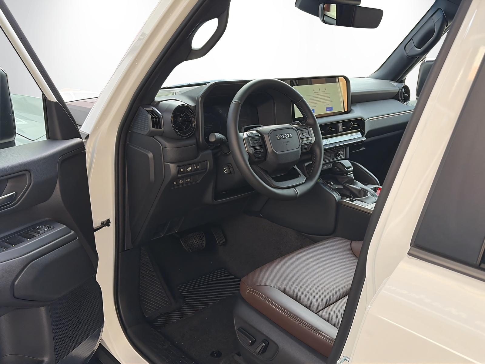 TOYOTA Land Cruiser 2.8 D 48V Style-image-6