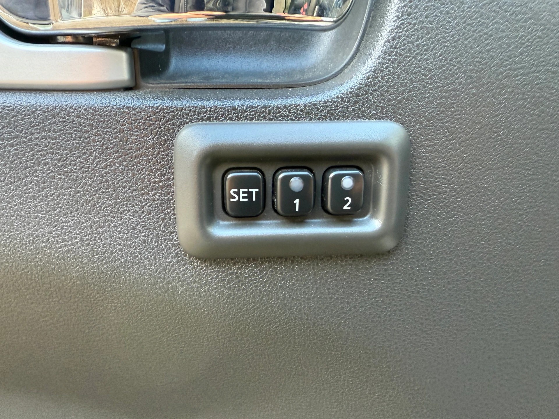 NISSAN Pathfinder 3.0 dCi LE Automatic-image-12