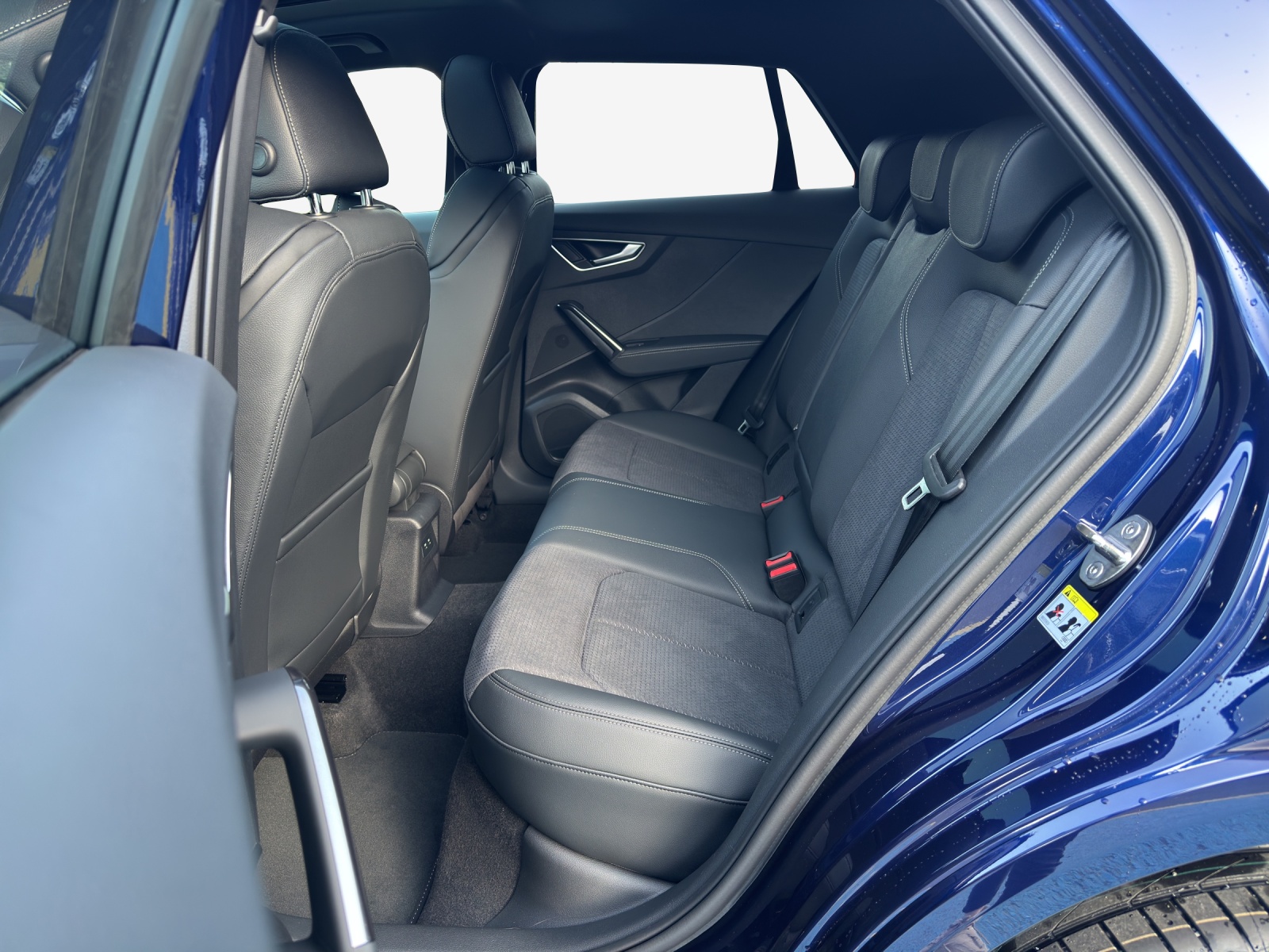 AUDI Q2 40 TFSI S line Attraction quattro S-tronic-image-11