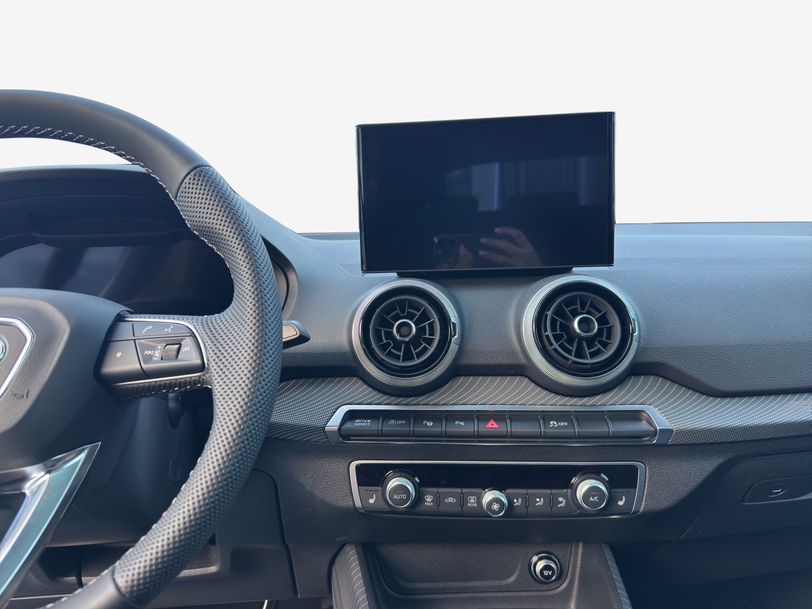 AUDI Q2 40 TFSI S line Attraction quattro S-tronic-image-10