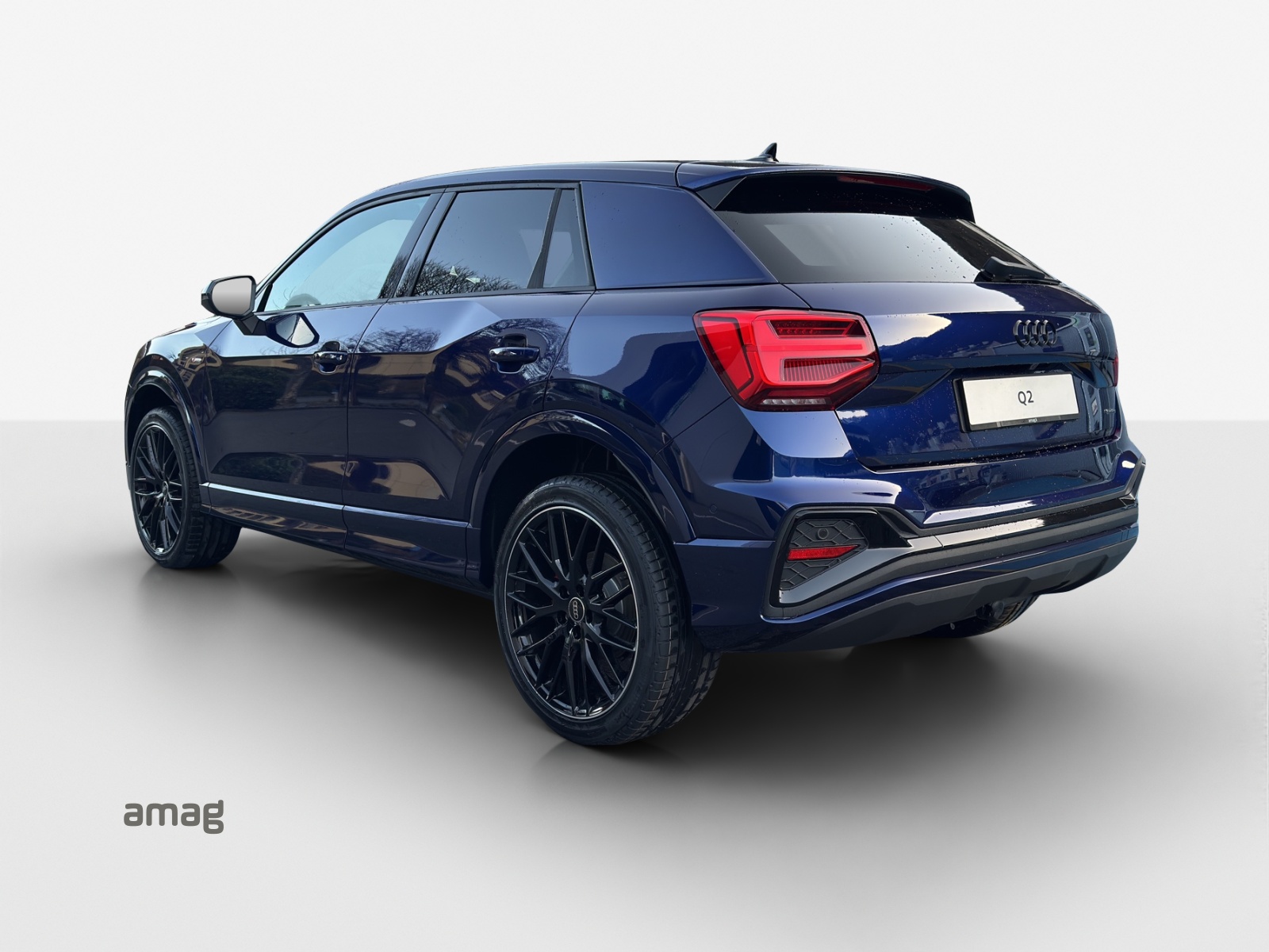 AUDI Q2 40 TFSI S line Attraction quattro S-tronic-image-2