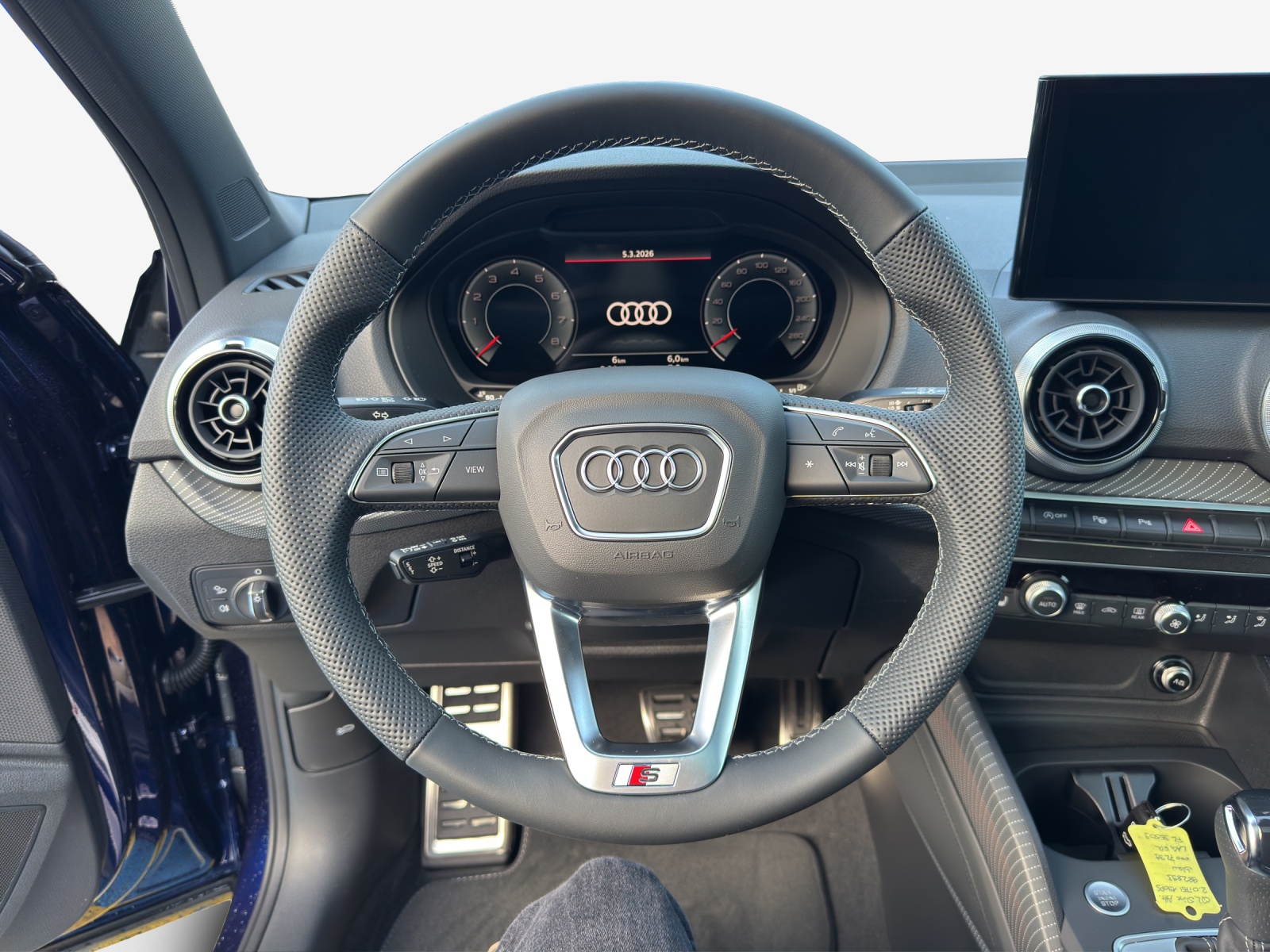 AUDI Q2 40 TFSI S line Attraction quattro S-tronic-image-9