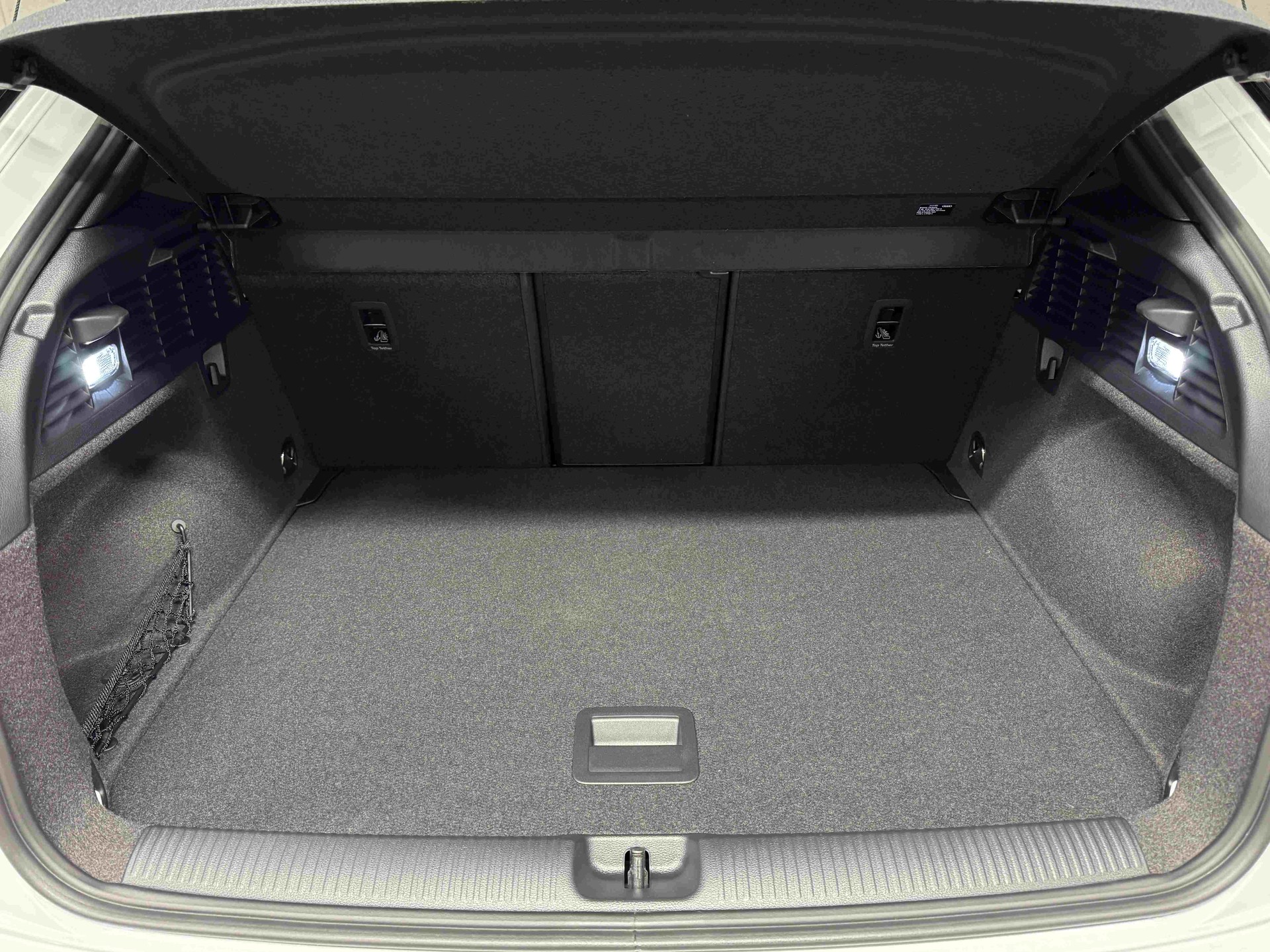 AUDI SQ2 TFSI quattro S-tronic-image-14