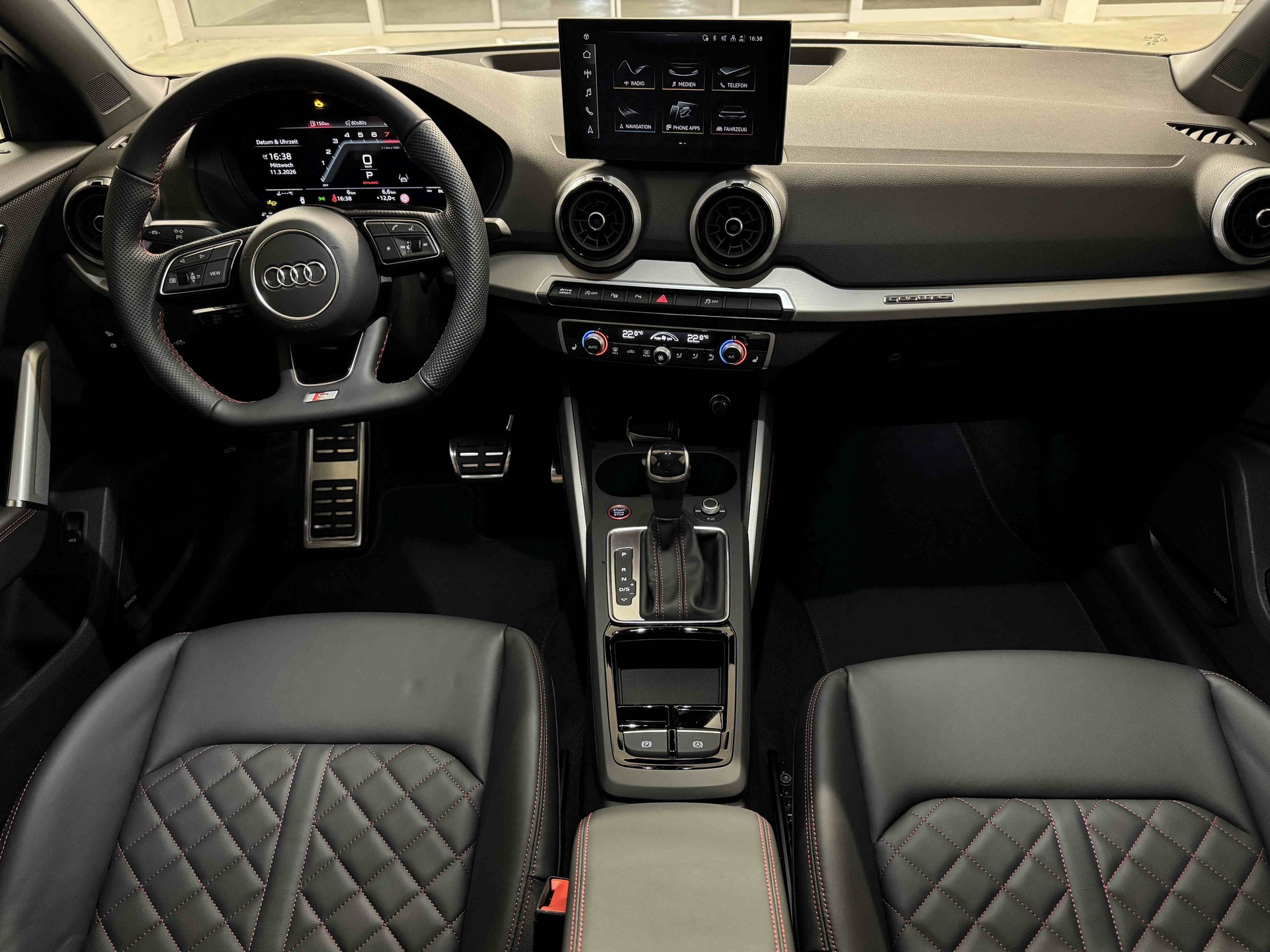 AUDI SQ2 TFSI quattro S-tronic-image-8