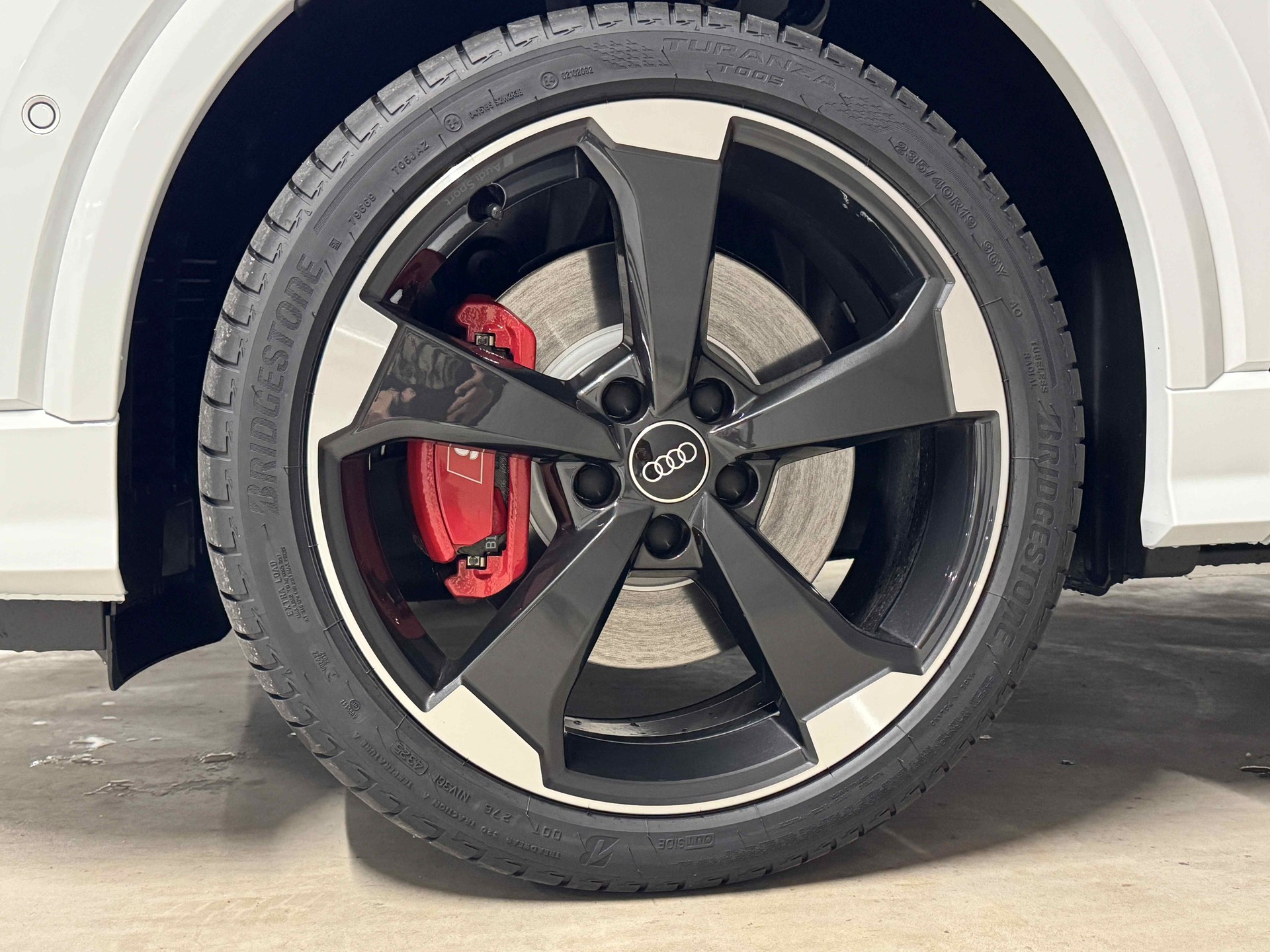 AUDI SQ2 TFSI quattro S-tronic-image-15