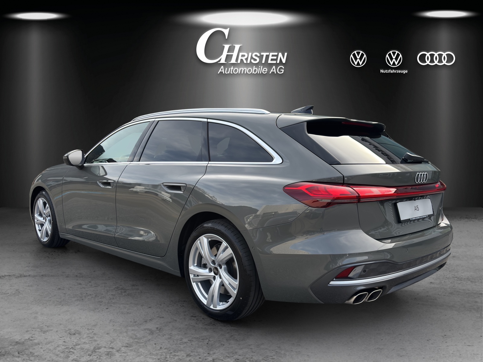 AUDI A5 Avant TDI quattro 150 kW Attraction S tronic-image-3