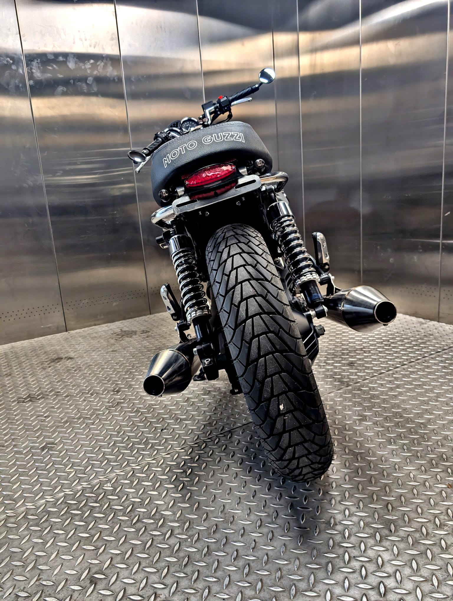MOTO GUZZI 750-image-6
