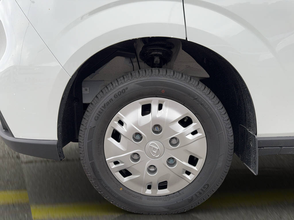 MAXUS eDeliver 7 fourg. L1 E-Motor 7 77 kWh FWD-image-17