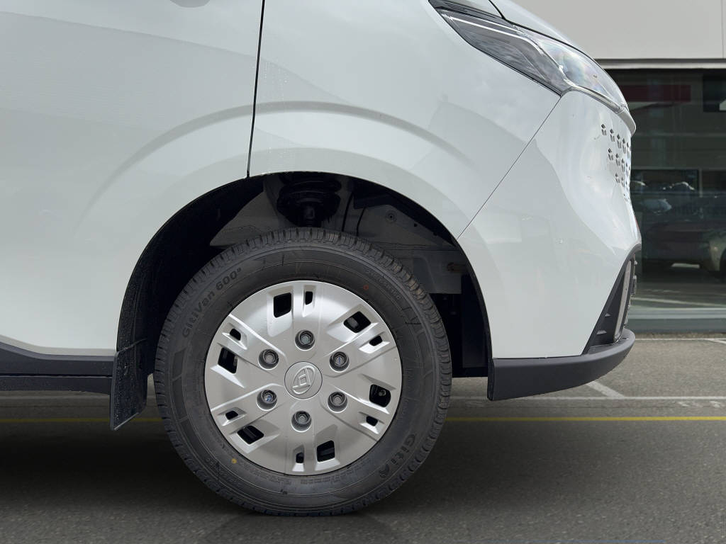 MAXUS eDeliver 7 fourg. L1 E-Motor 7 77 kWh FWD-image-19