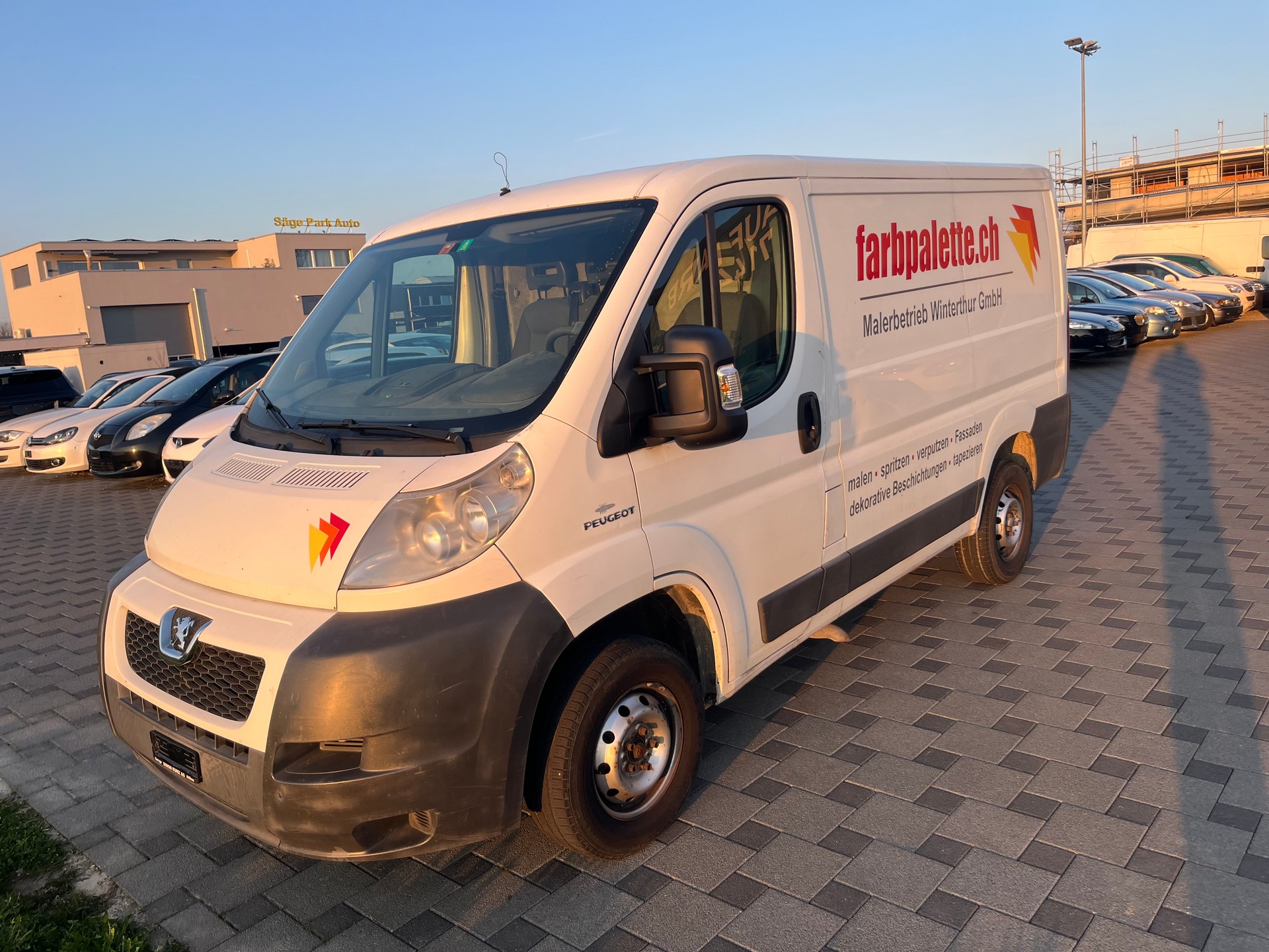PEUGEOT Boxer 2.2 HDI 330 L1H1-image-1
