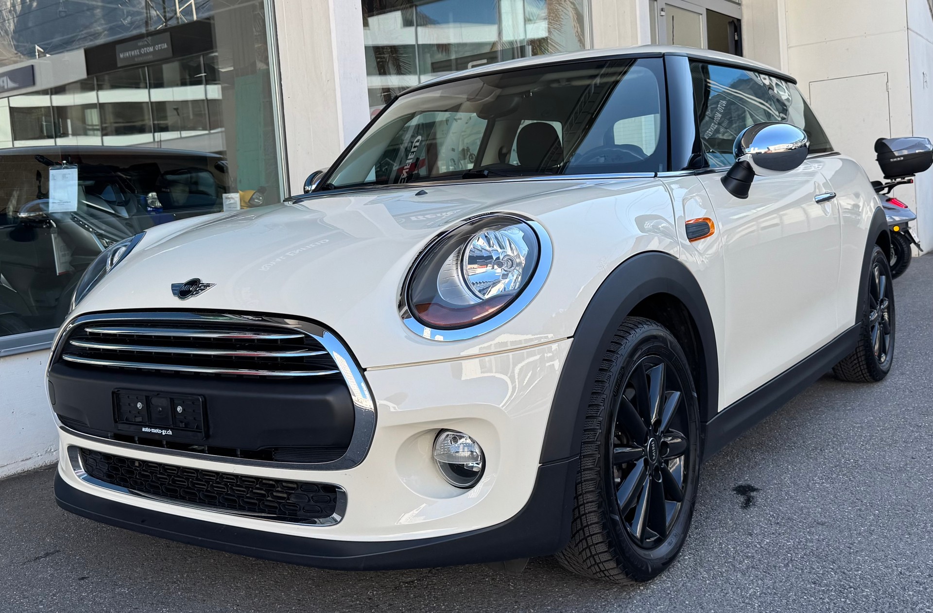 MINI One-image-5