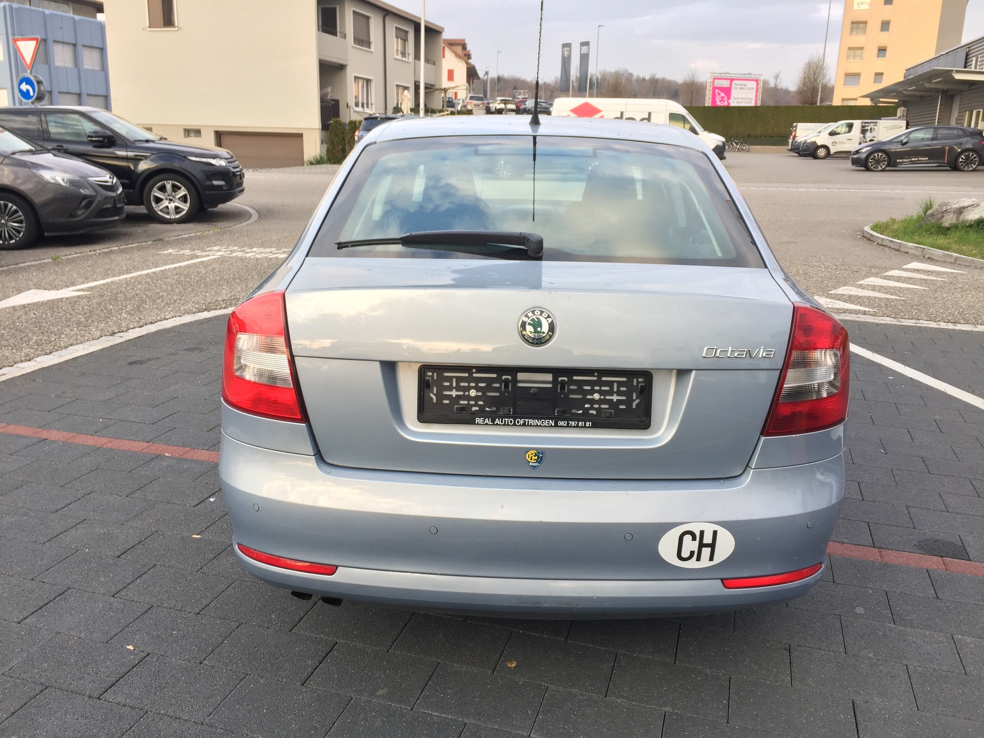SKODA Octavia 1.4 TSI Elegance-image-3