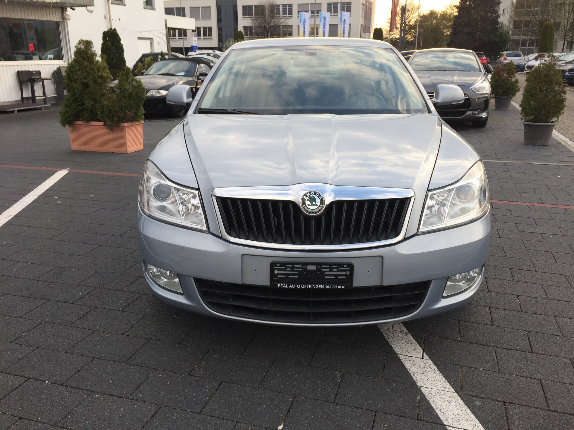 SKODA Octavia 1.4 TSI Elegance-image-0