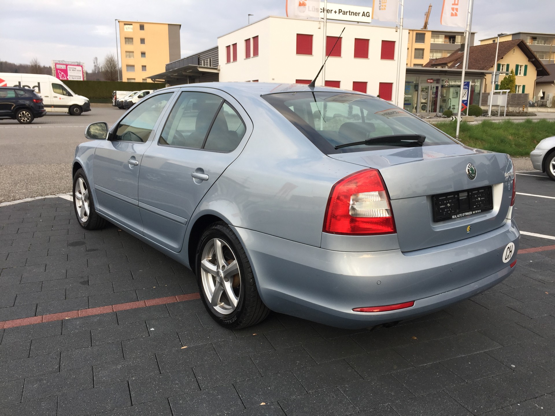 SKODA Octavia 1.4 TSI Elegance-image-5