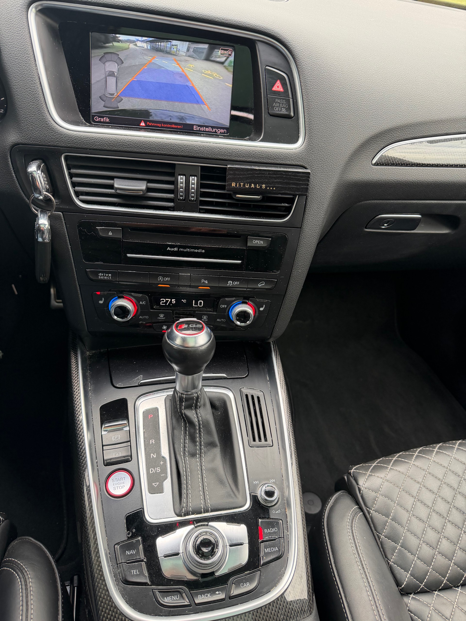 AUDI SQ5 3.0 TDI plus quattro tiptronic-image-12