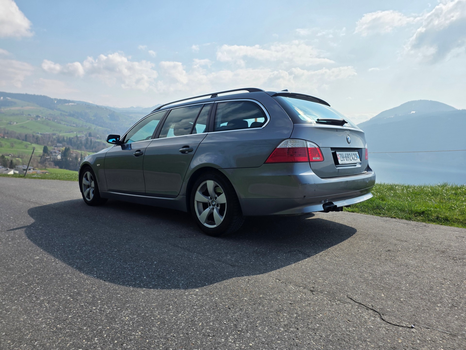BMW 525i Touring Steptronic-image-4