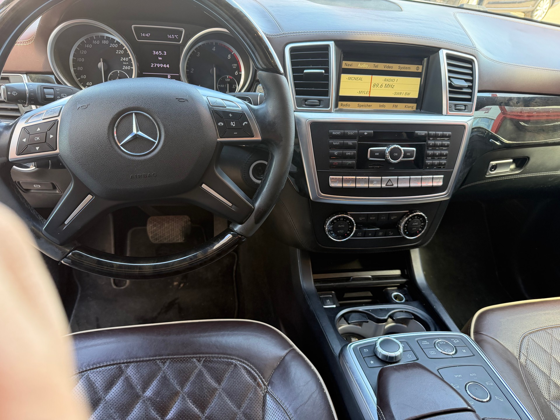 MERCEDES-BENZ ML 350 BlueTEC 4Matic 7G-Tronic-image-8