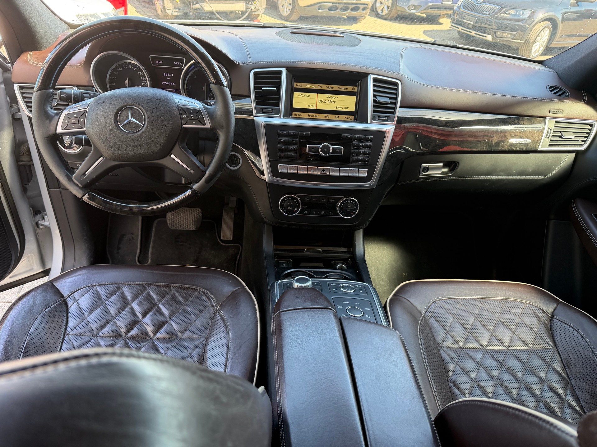 MERCEDES-BENZ ML 350 BlueTEC 4Matic 7G-Tronic-image-10