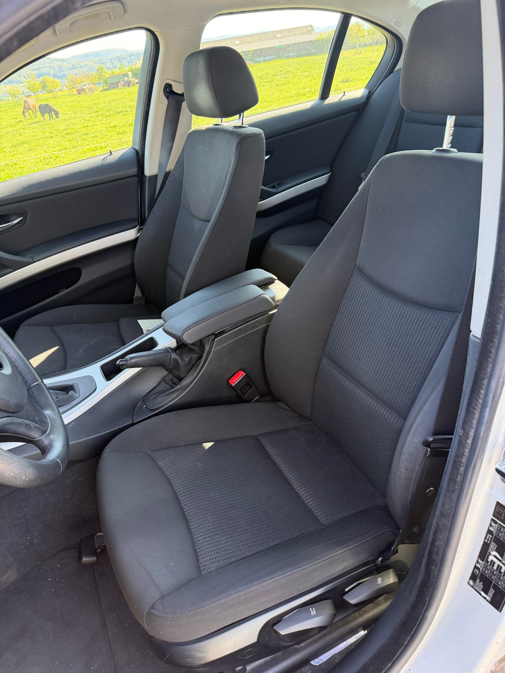 BMW 320i Access Steptronic-image-7