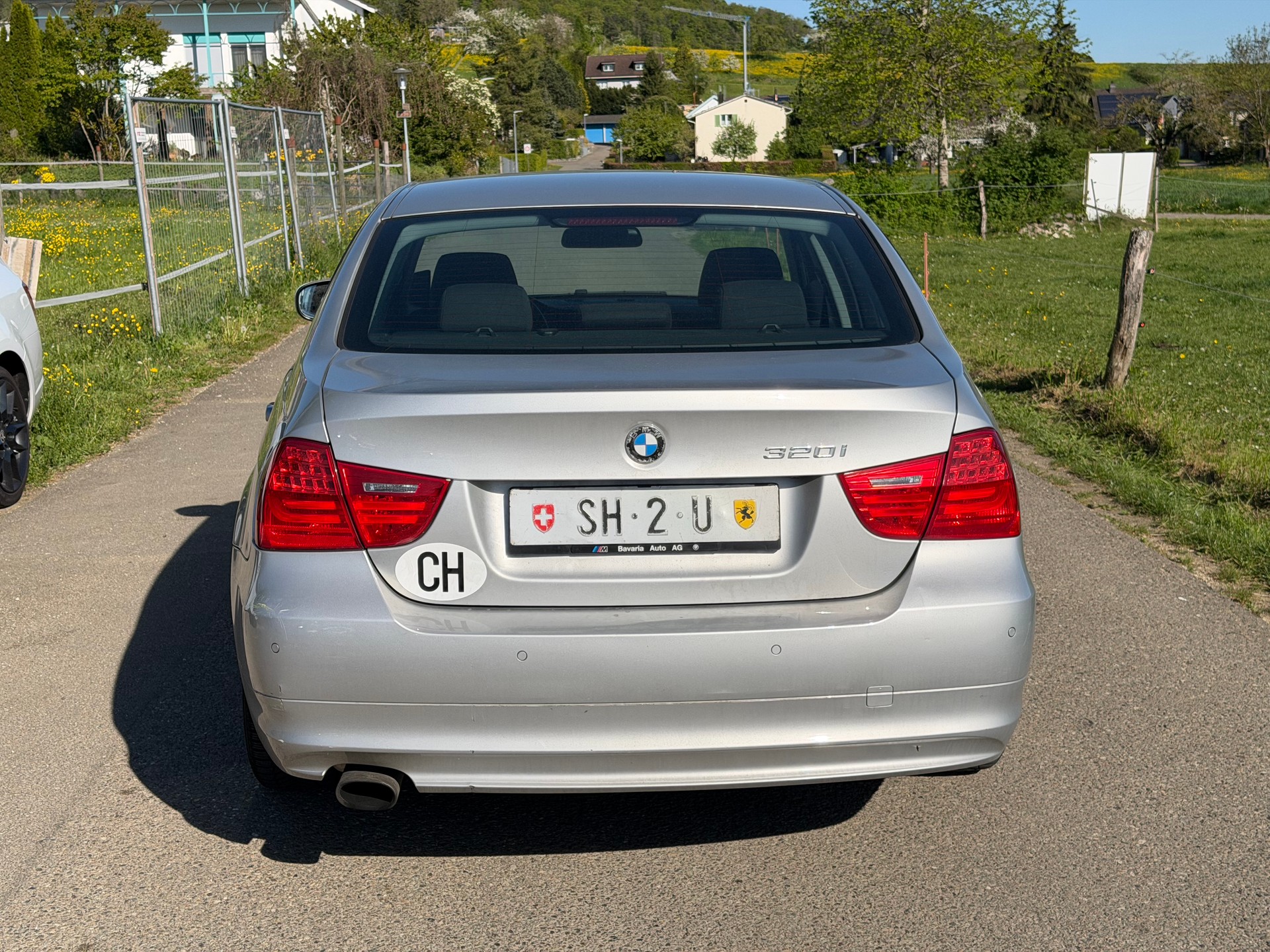 BMW 320i Access Steptronic-image-4