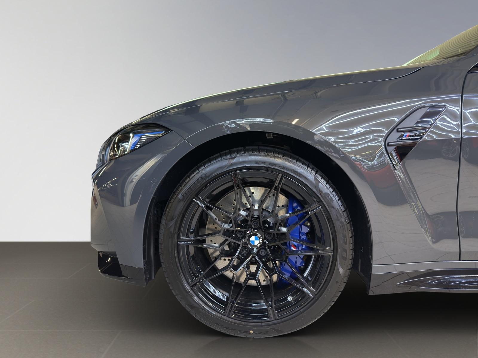 BMW M4 Cabrio Competition M xDrive-image-8