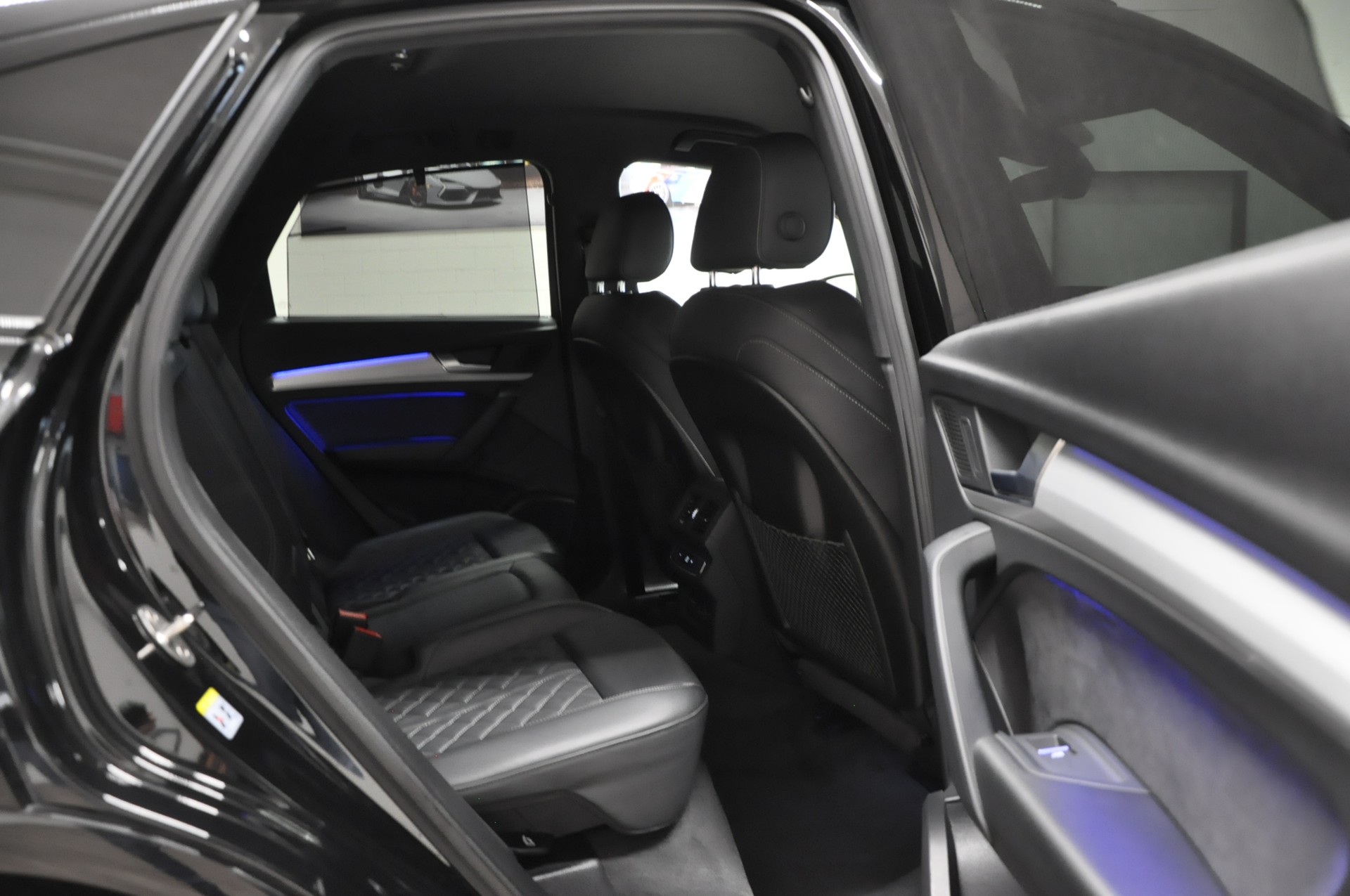 AUDI Q5 Sportback 40 TDI S-Line Blackedition quattro S-tronic-image-13