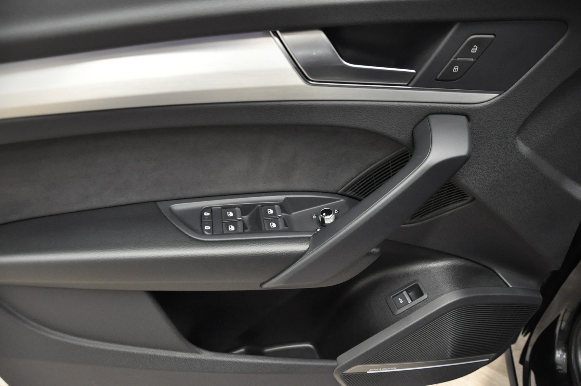 AUDI Q5 Sportback 40 TDI S-Line Blackedition quattro S-tronic-image-22