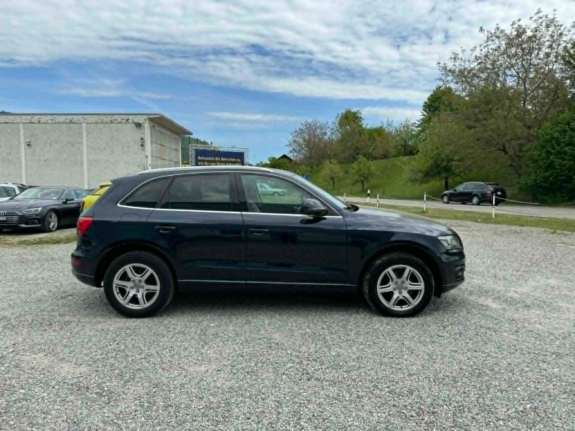 AUDI Q5 2.0 TFSI quattro-image-6