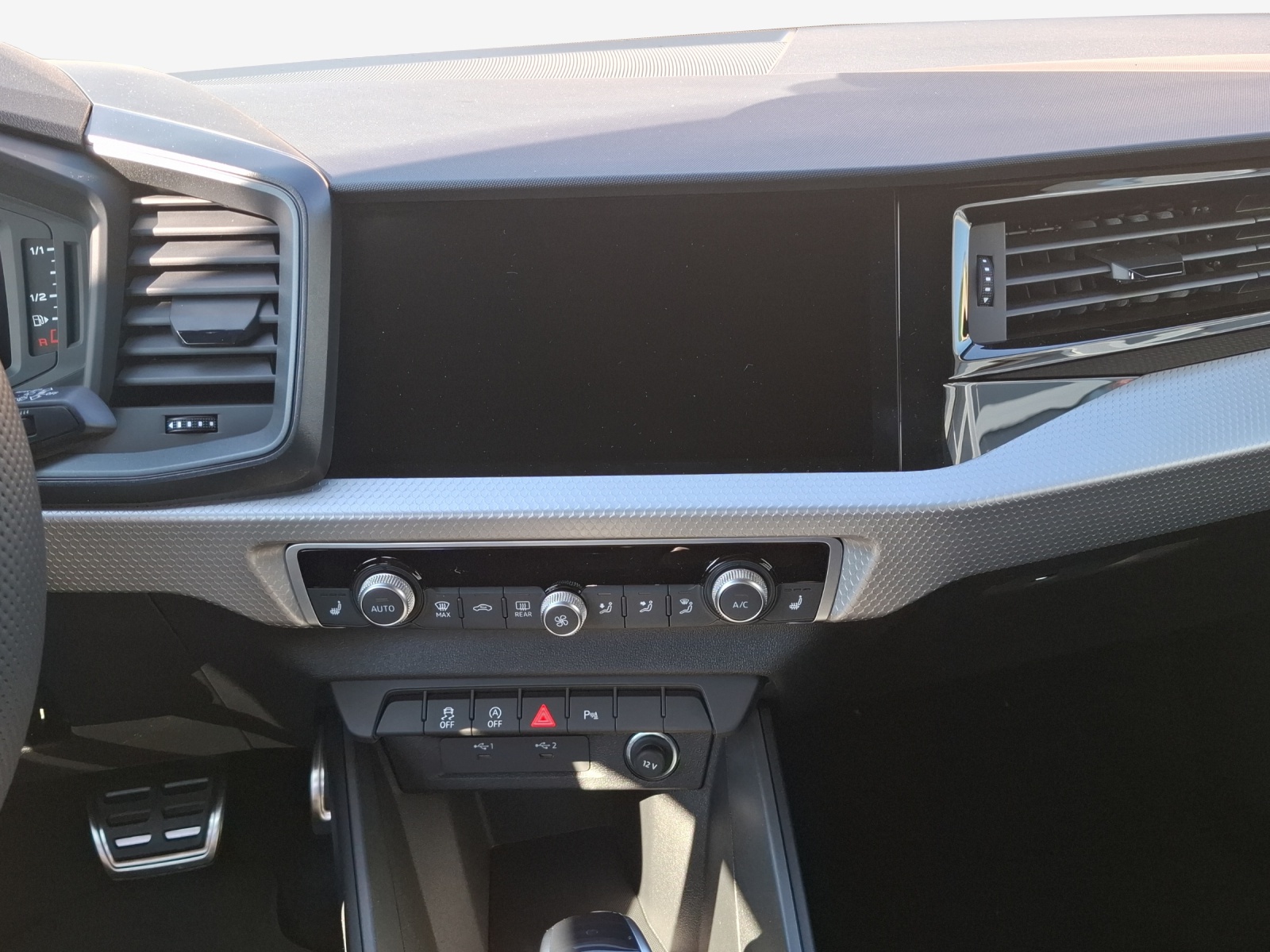AUDI A1 Sportback 30 TFSI S Line S-tronic-image-11