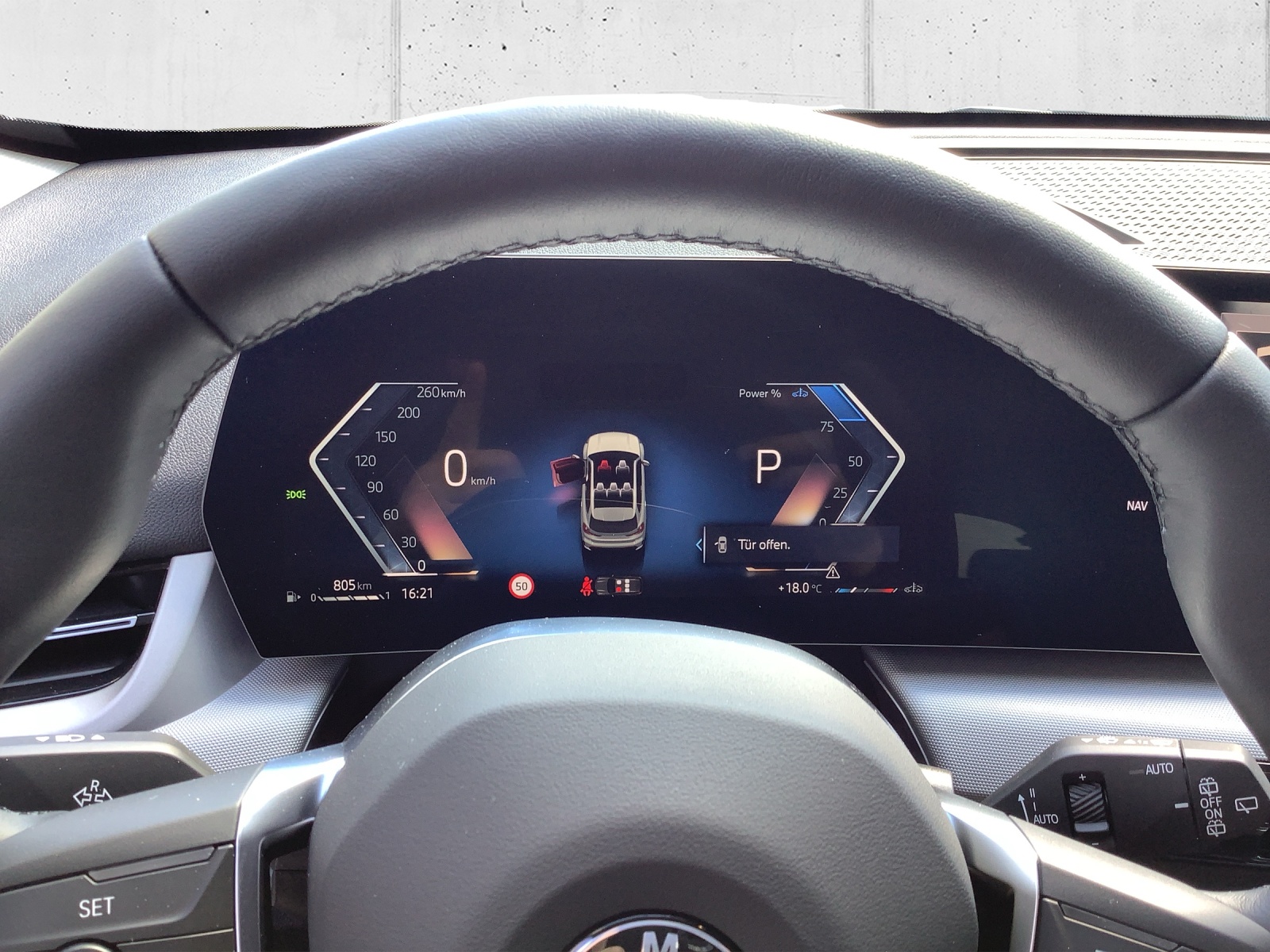 BMW X1 sDrive 18i-image-14