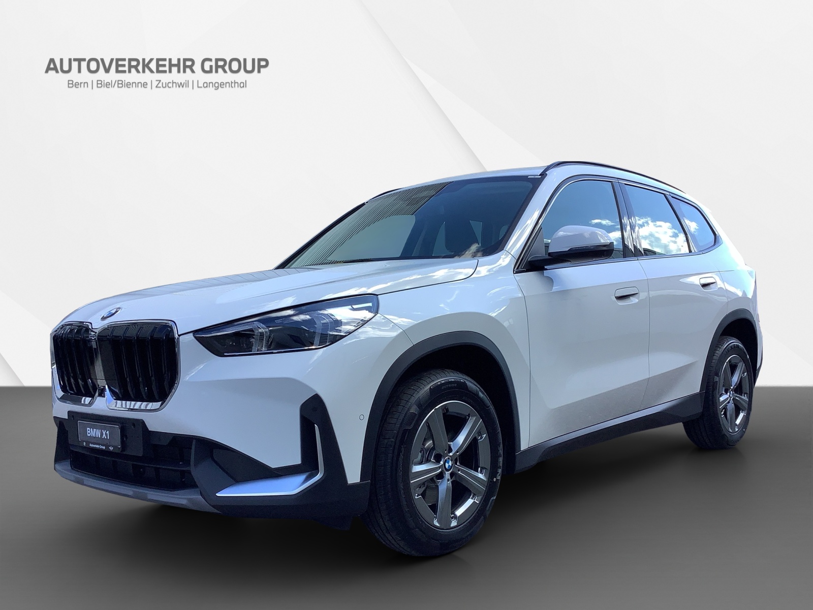 BMW X1 sDrive 18i-image-0