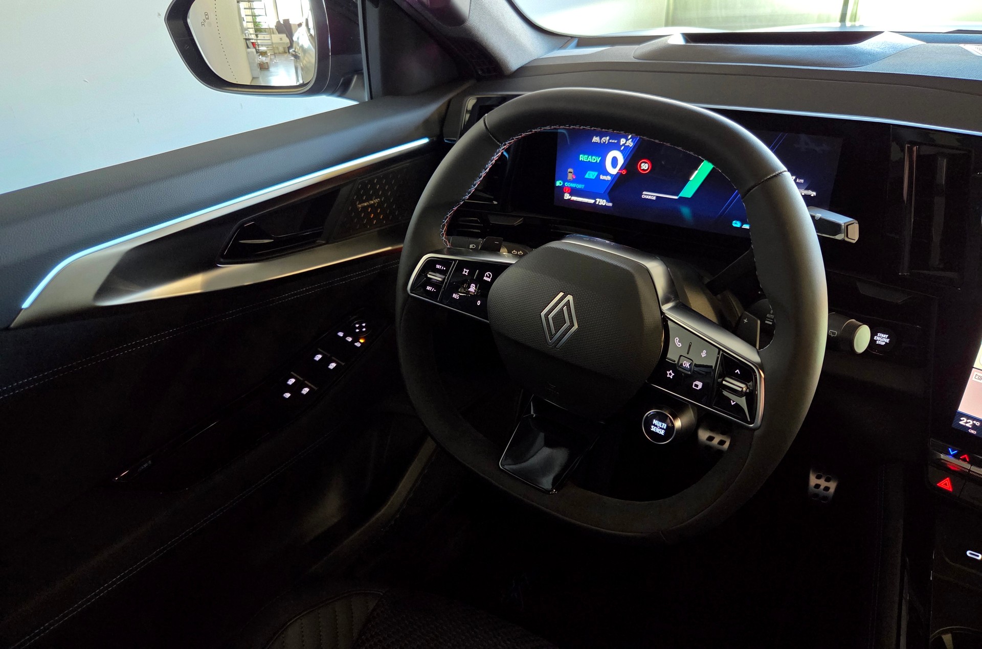 RENAULT Austral 1.2 E-Tech esprit Alpine-image-16