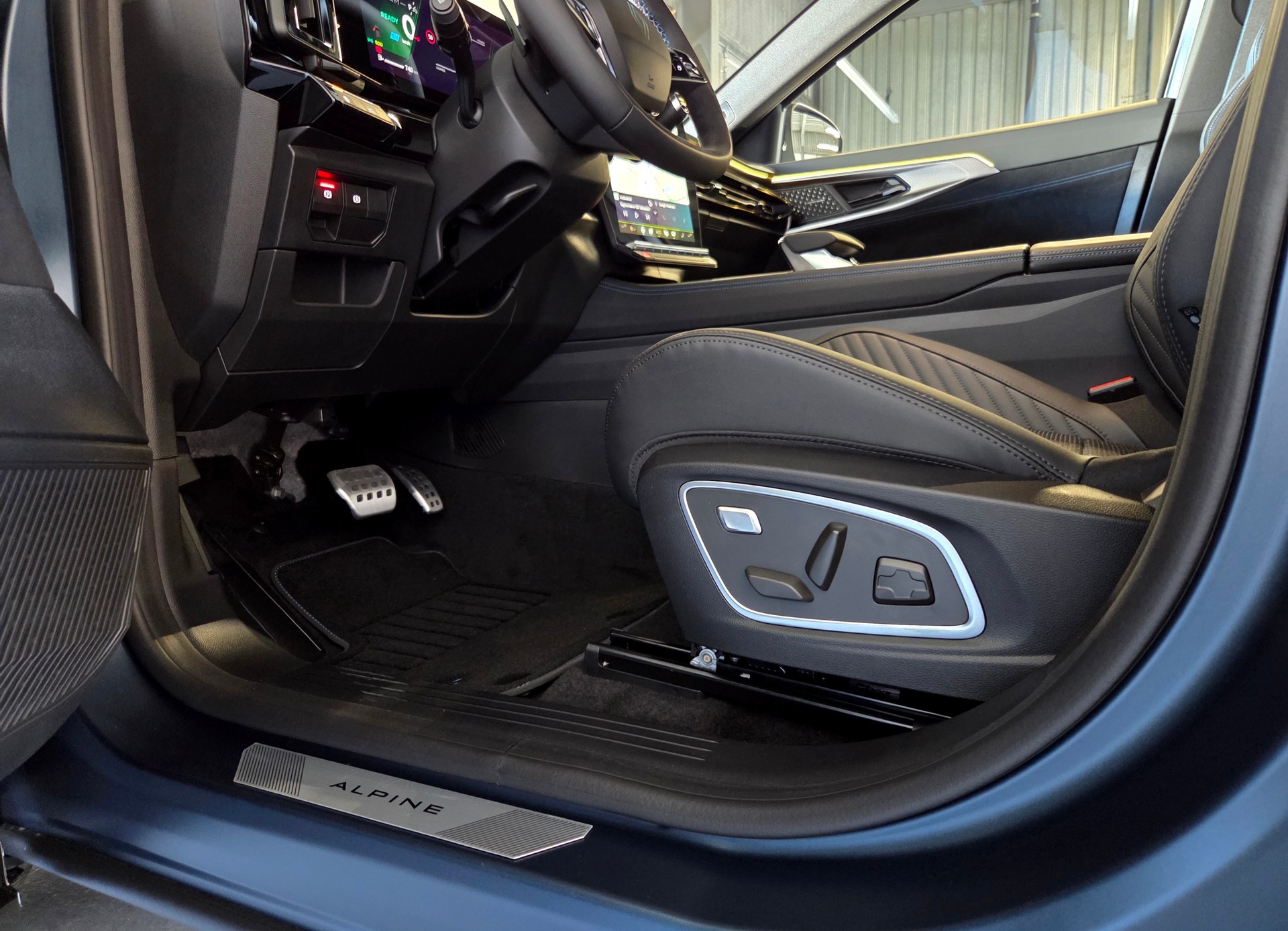 RENAULT Austral 1.2 E-Tech esprit Alpine-image-6