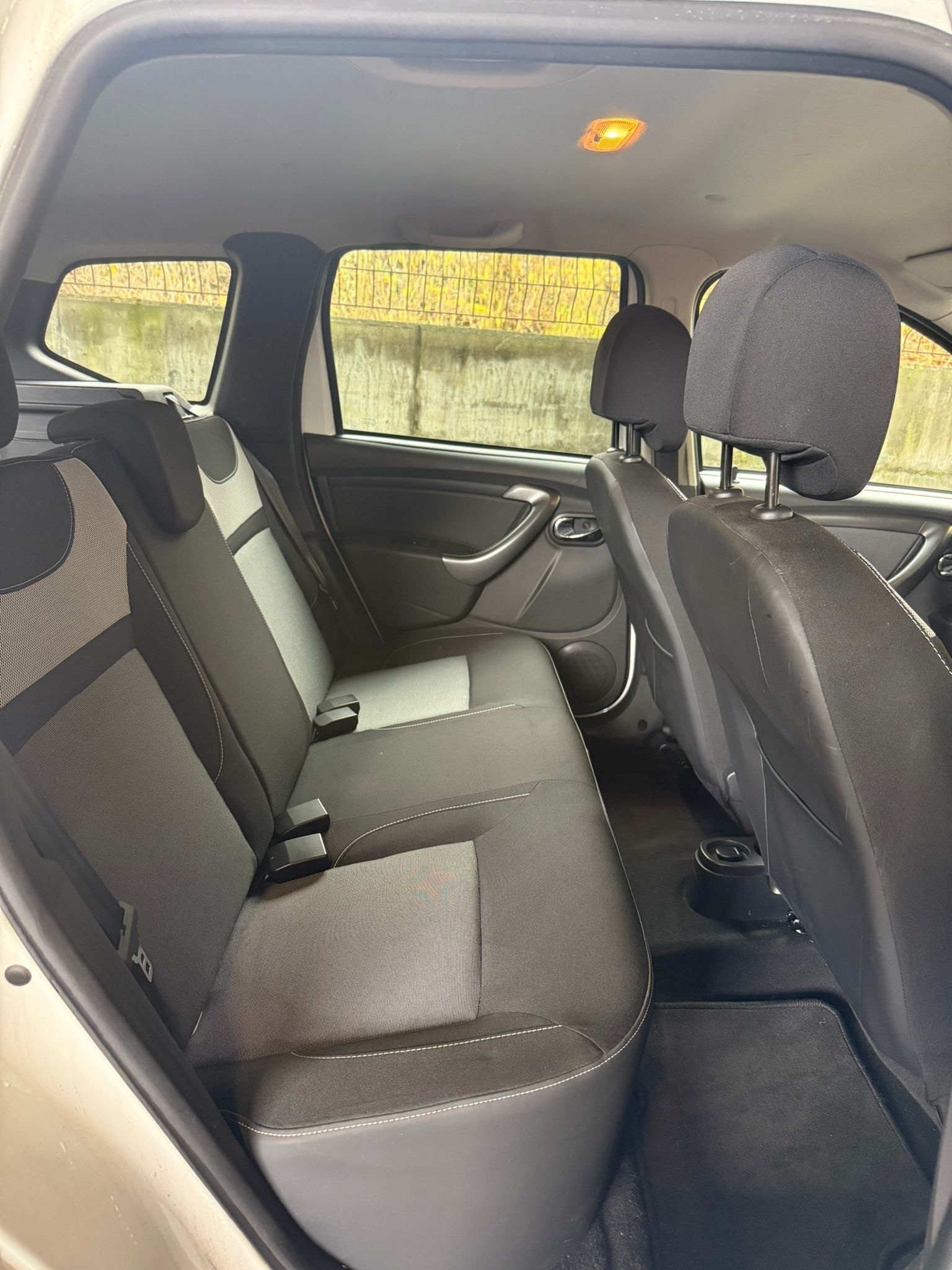 DACIA Duster 1.2 T Ambiance 4x2 //NEU AB MFK!-image-10