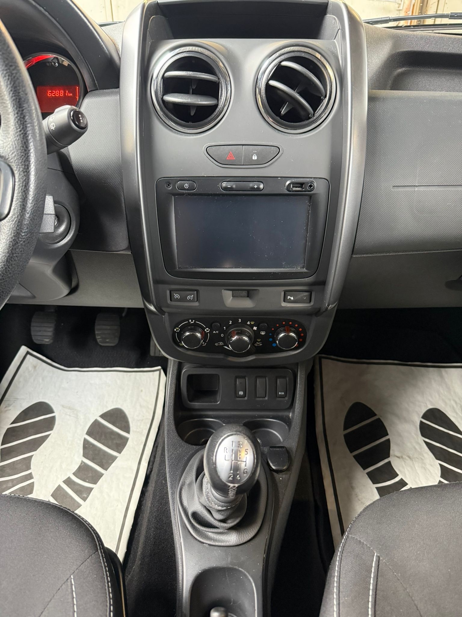 DACIA Duster 1.2 T Ambiance 4x2 //NEU AB MFK!-image-7