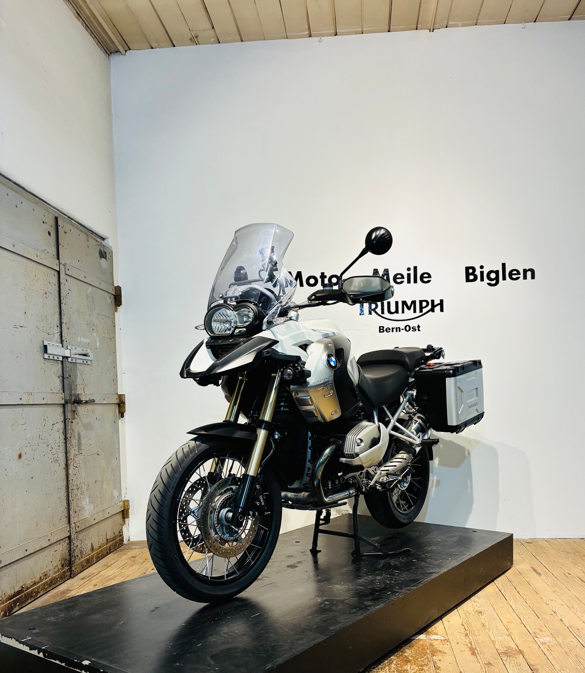 BMW R 1200 GS ABS 15 Jahre 4-Ventil-showroom-element-2