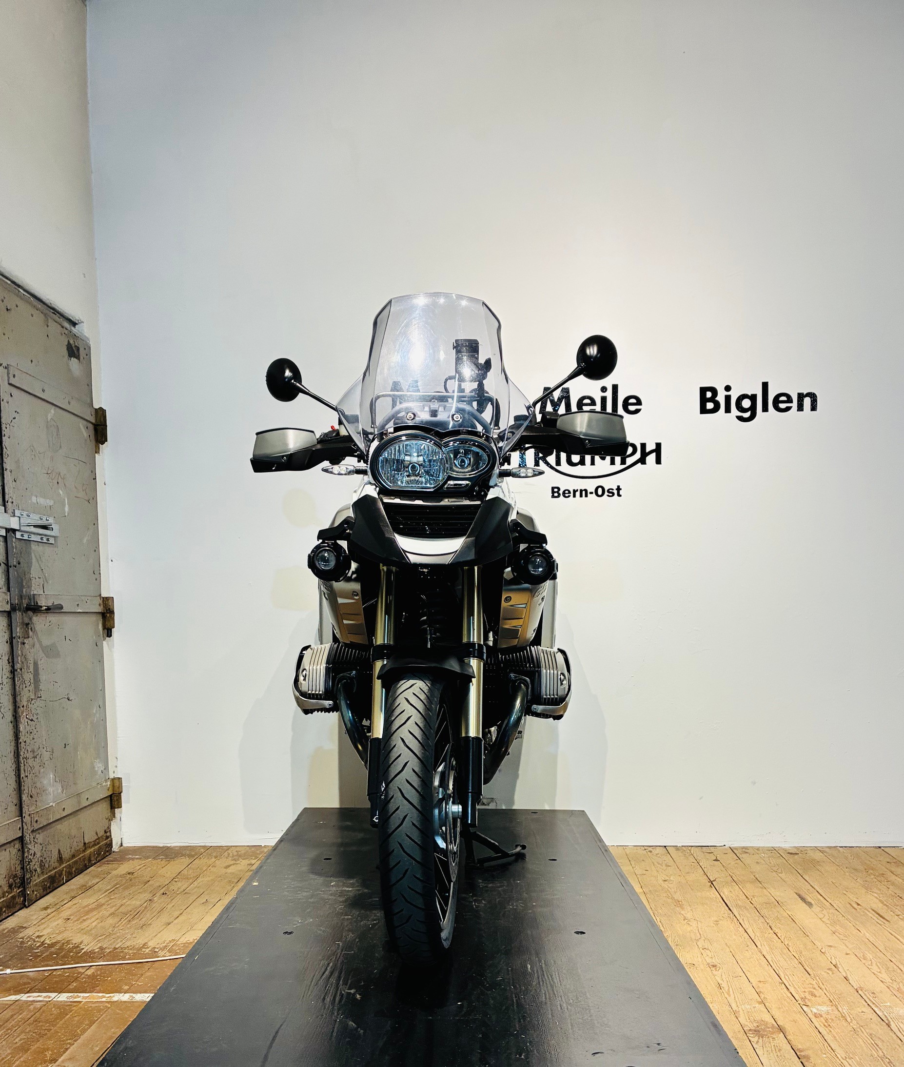 BMW R 1200 GS ABS 15 Jahre 4-Ventil-showroom-element-3