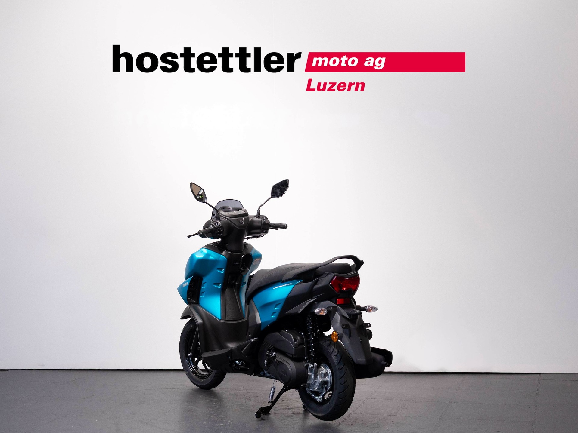 YAMAHA RayZR-showroom-element-3