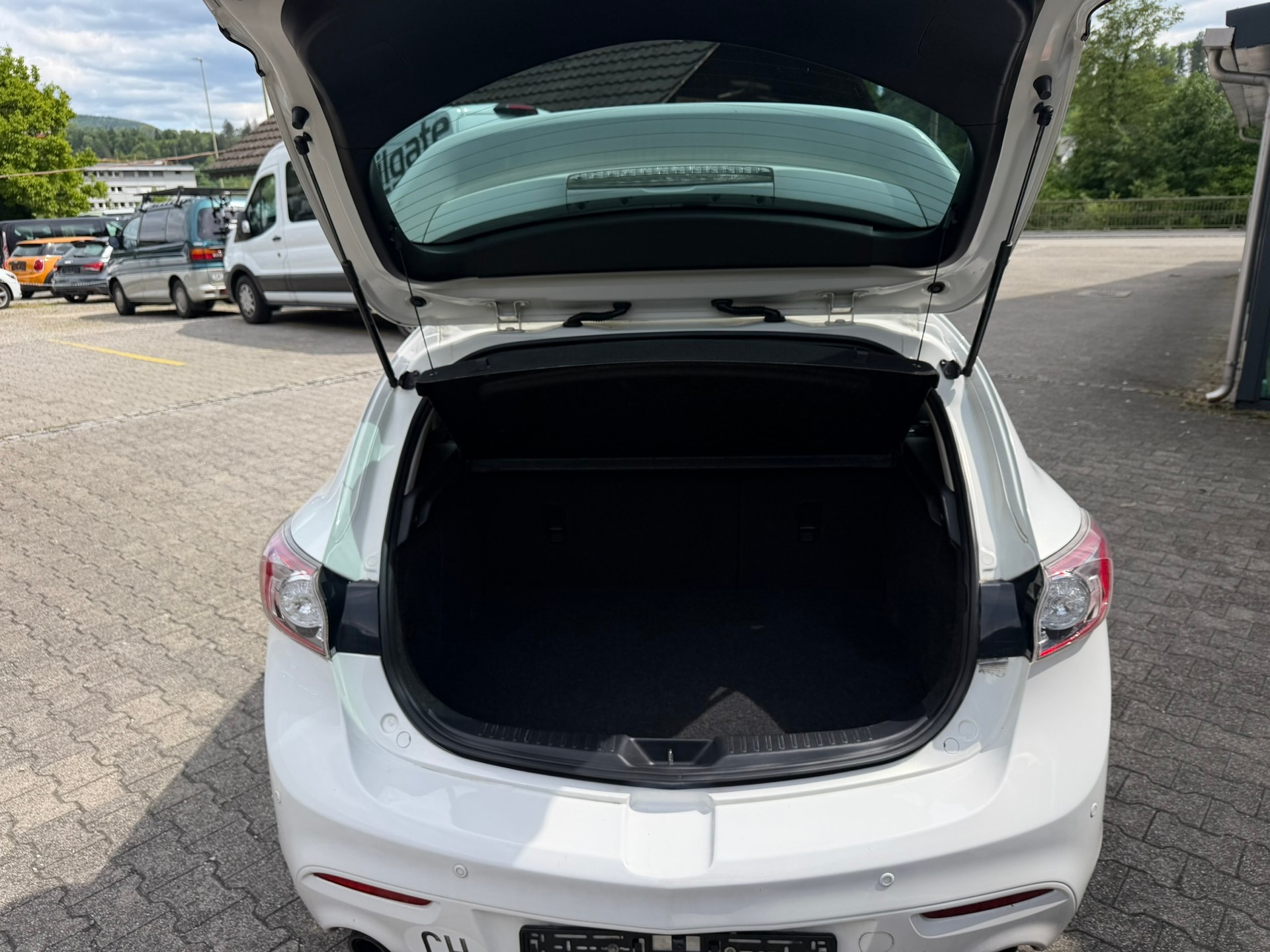 MAZDA 3 2.3 16V DISI Turbo MPS-image-11